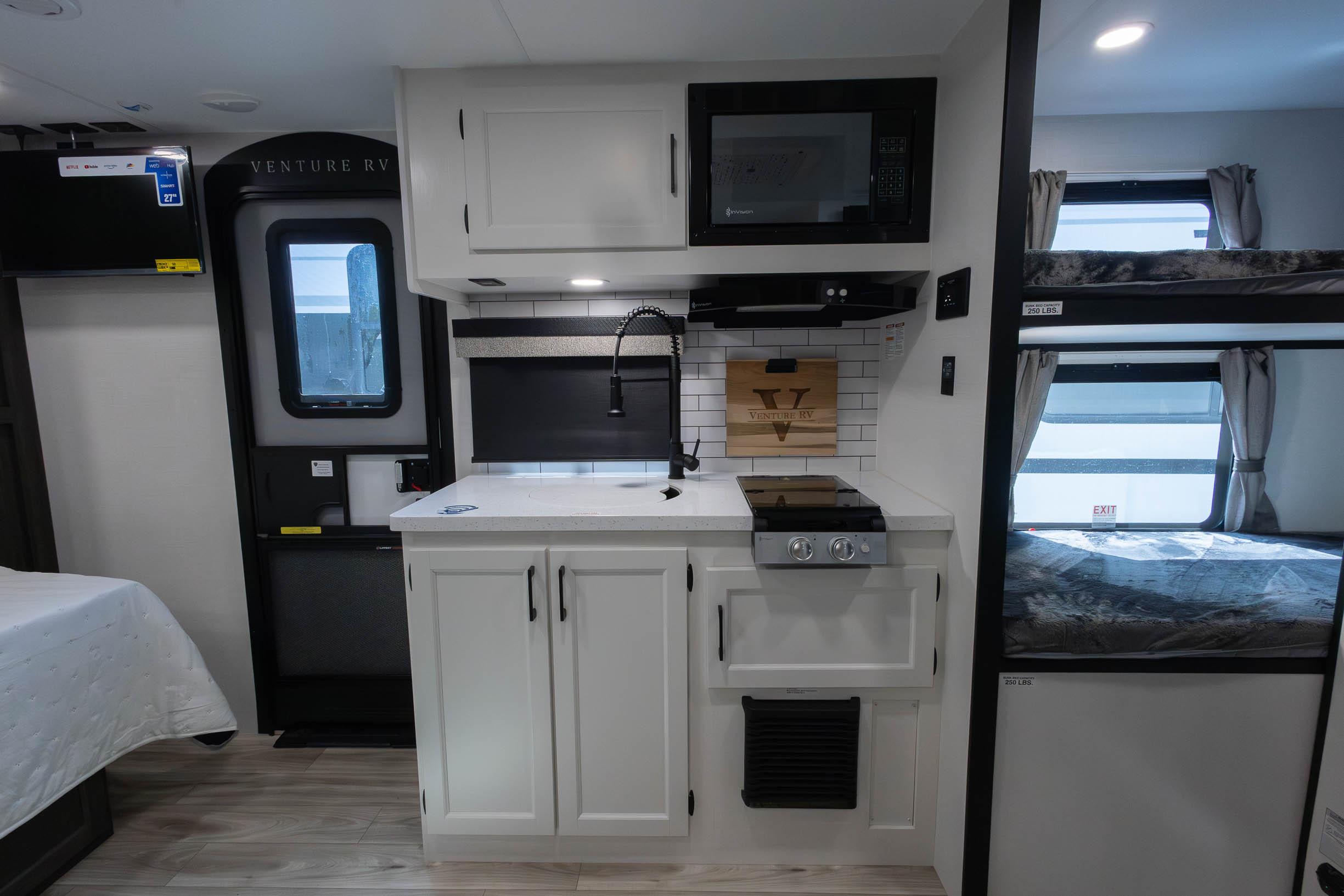 2026 Venture RV SportTrek Stinger STS222VUD TRAVEL TRAILER