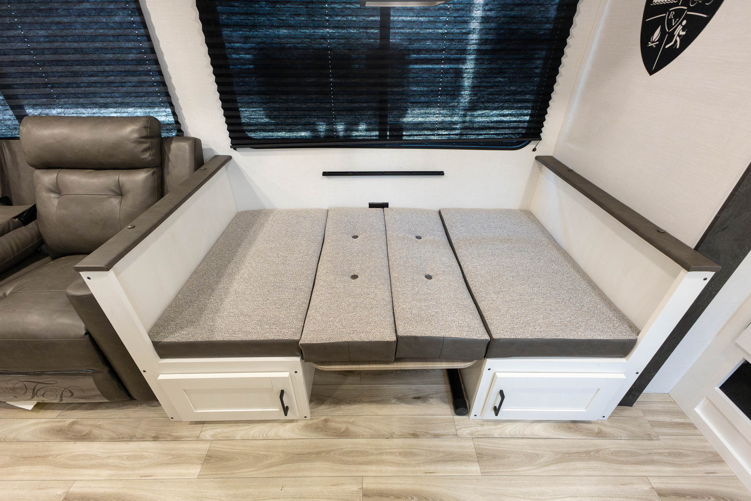 2026 Venture RV Sienna SA281VQB TRAVEL TRAILER
