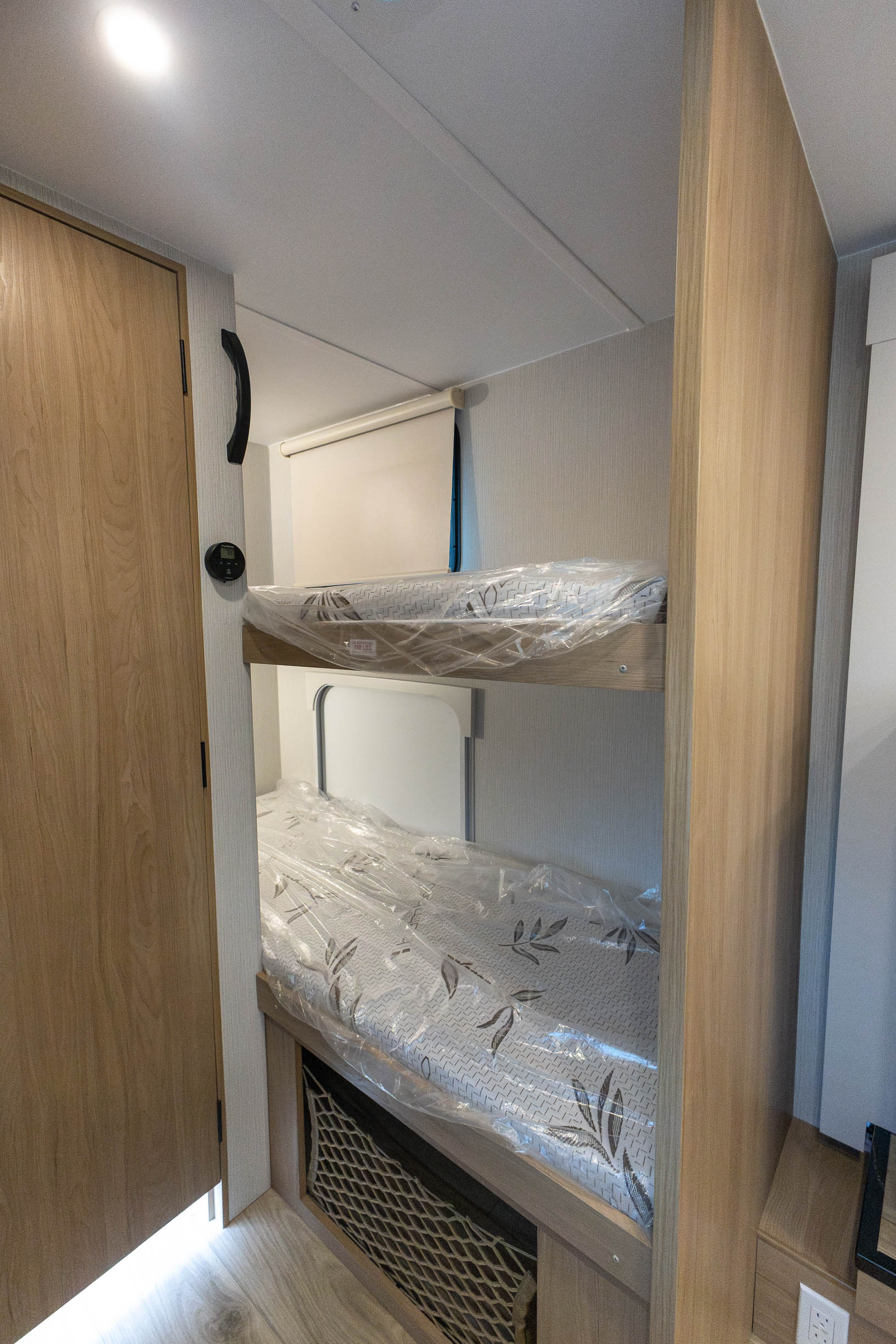 2026 Winnebago Micro Minnie 2200FBH TRAVEL TRAILER