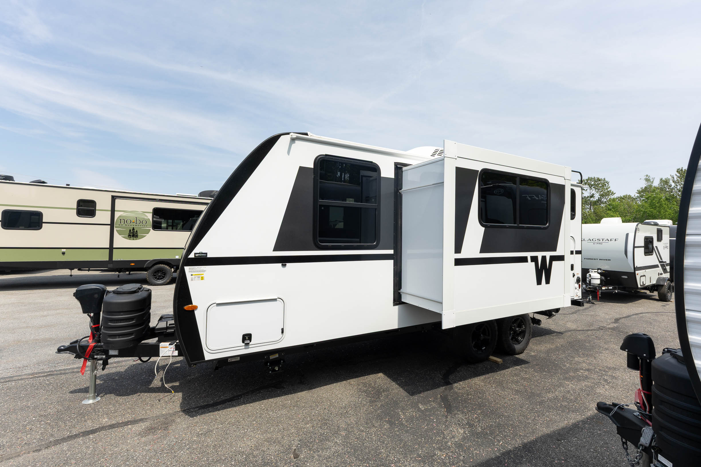 2026 Winnebago Micro Minnie 2200FBH TRAVEL TRAILER