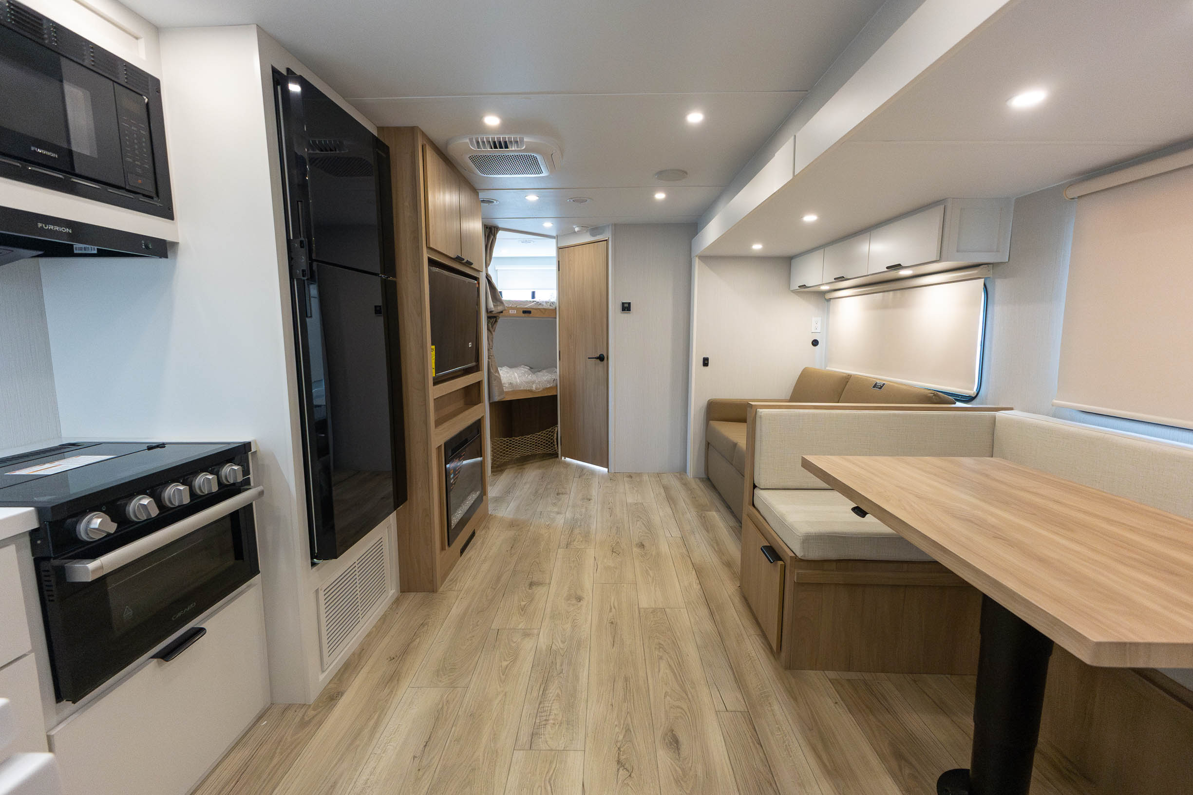 2026 Winnebago Thrive 28BHS TRAVEL TRAILER