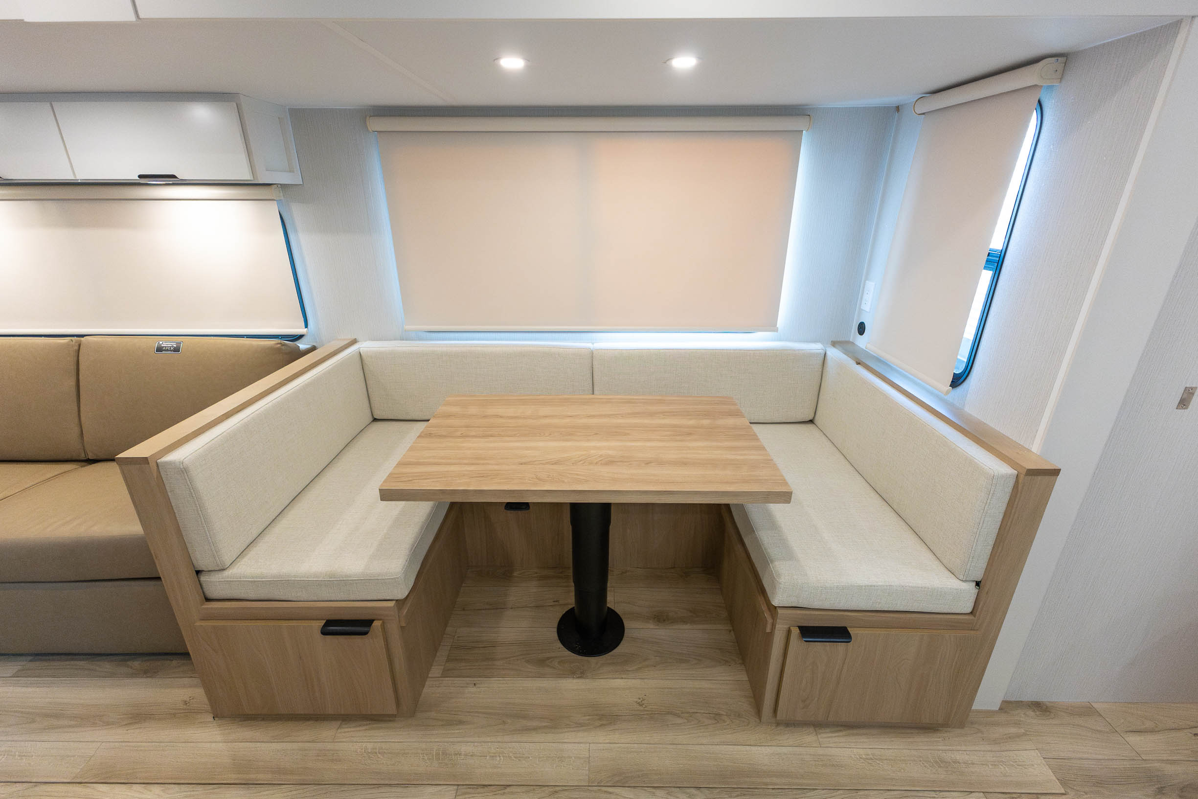 2026 Winnebago Thrive 28BHS TRAVEL TRAILER