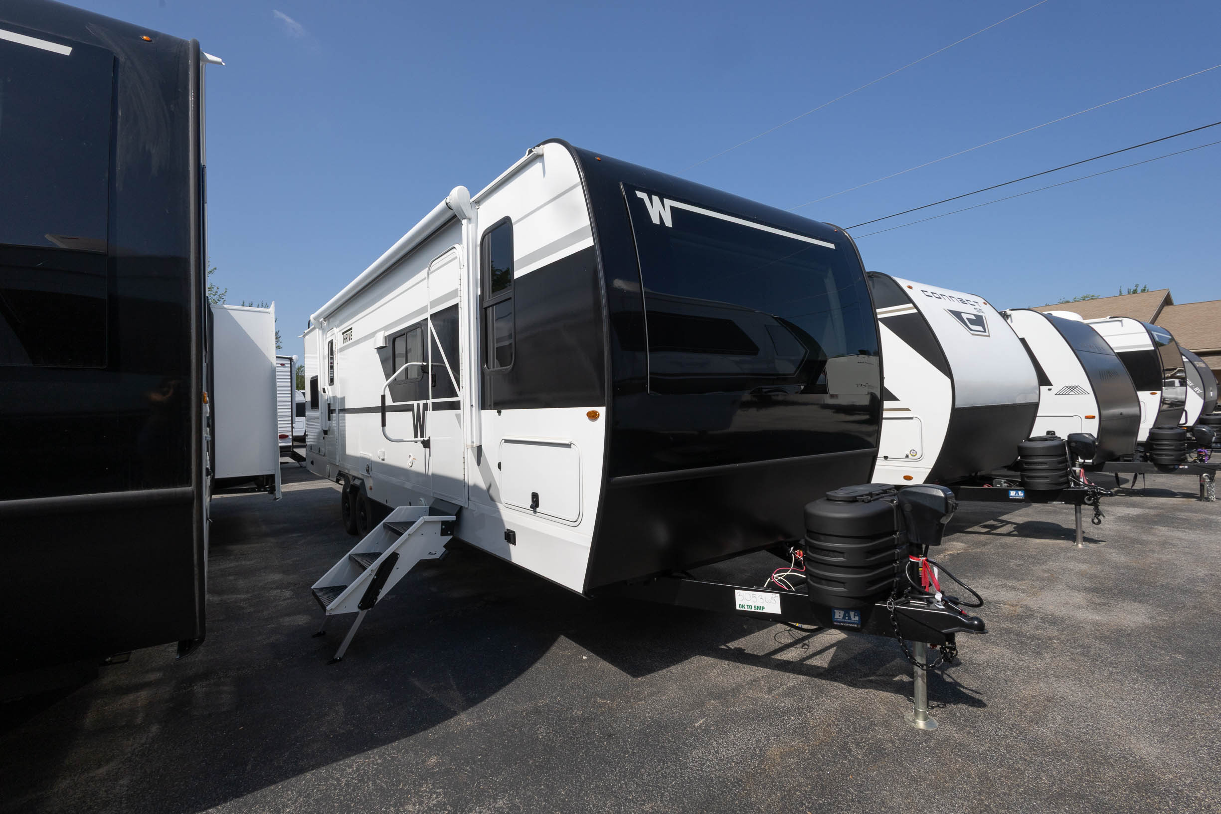 2026 Winnebago Thrive 28BHS TRAVEL TRAILER