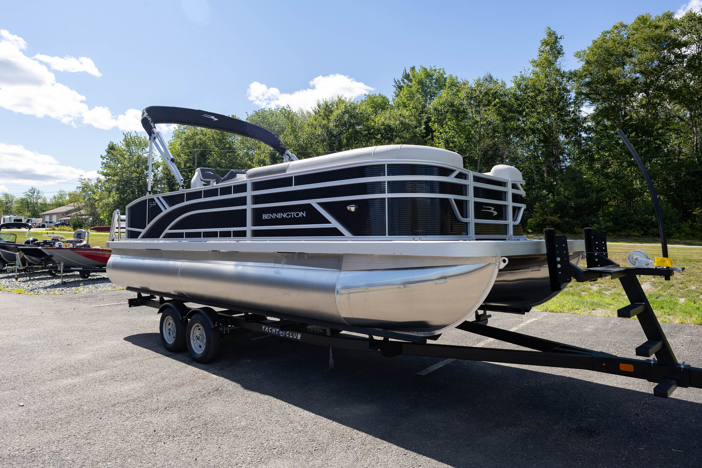 2027 Bennington 22 SSB PONTOON