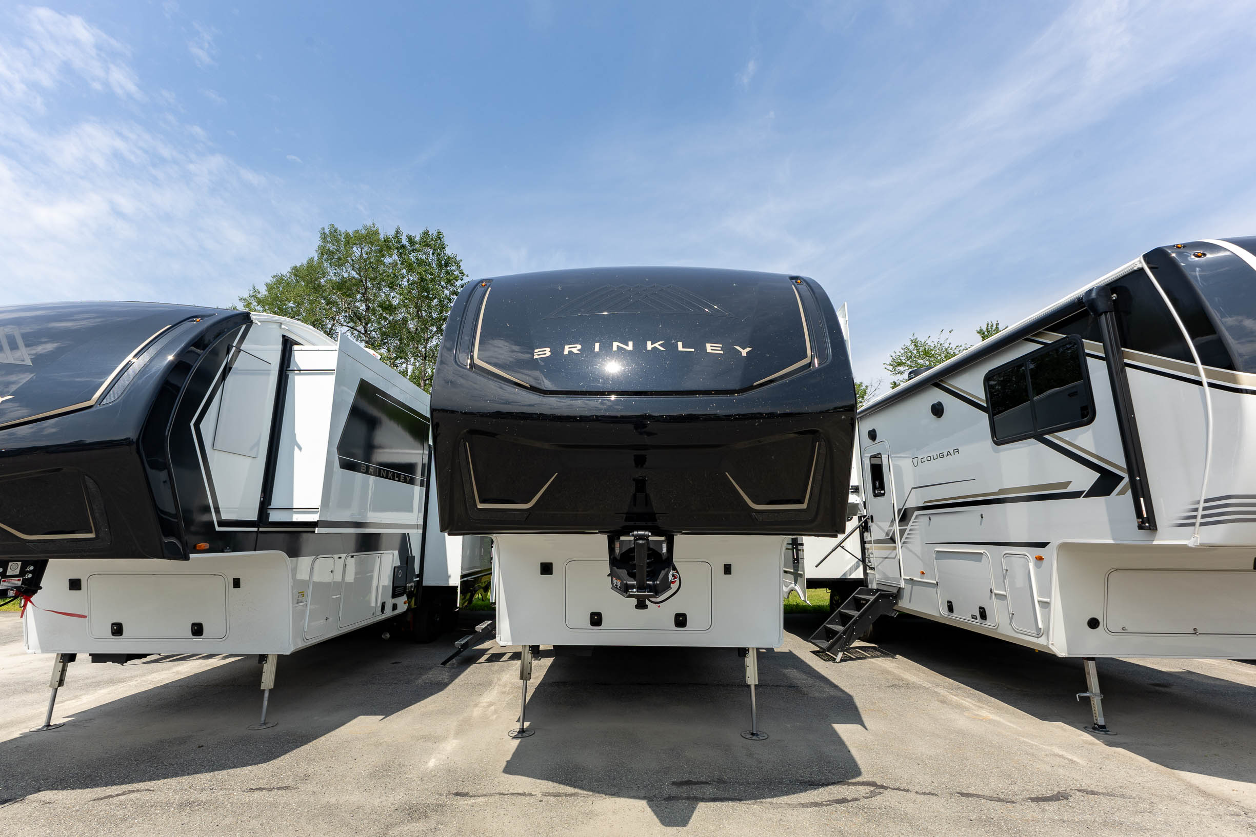2027 Brinkley MODEL Z 3310 FIFTH WHEEL