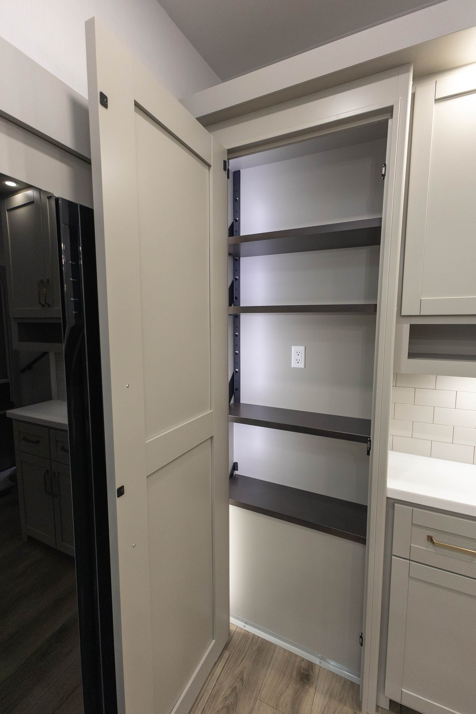 2027 Brinkley MODEL Z 3310 FIFTH WHEEL