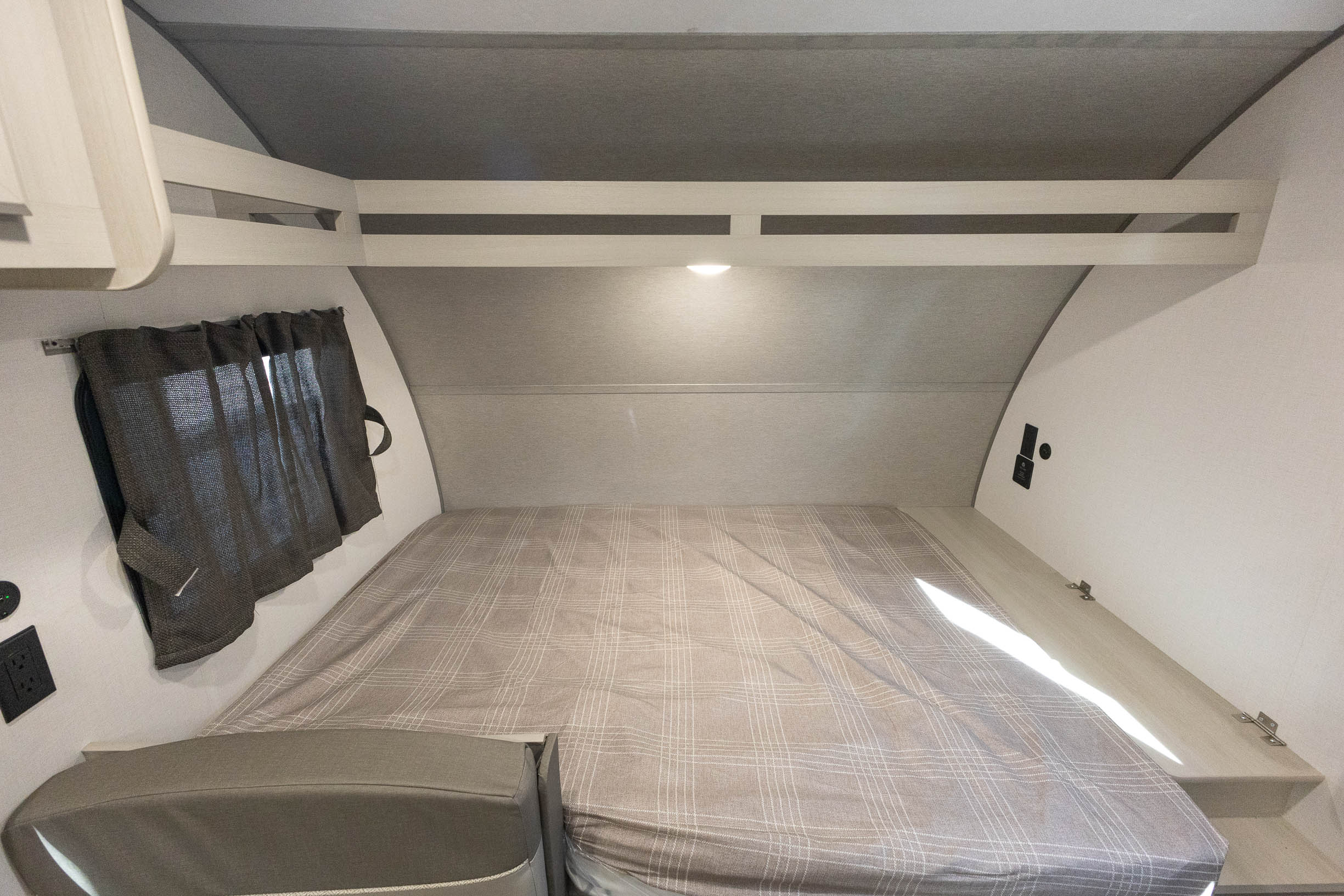 2027 Coachmen Catalina Summit 7 164BHX TRAVEL TRAILER
