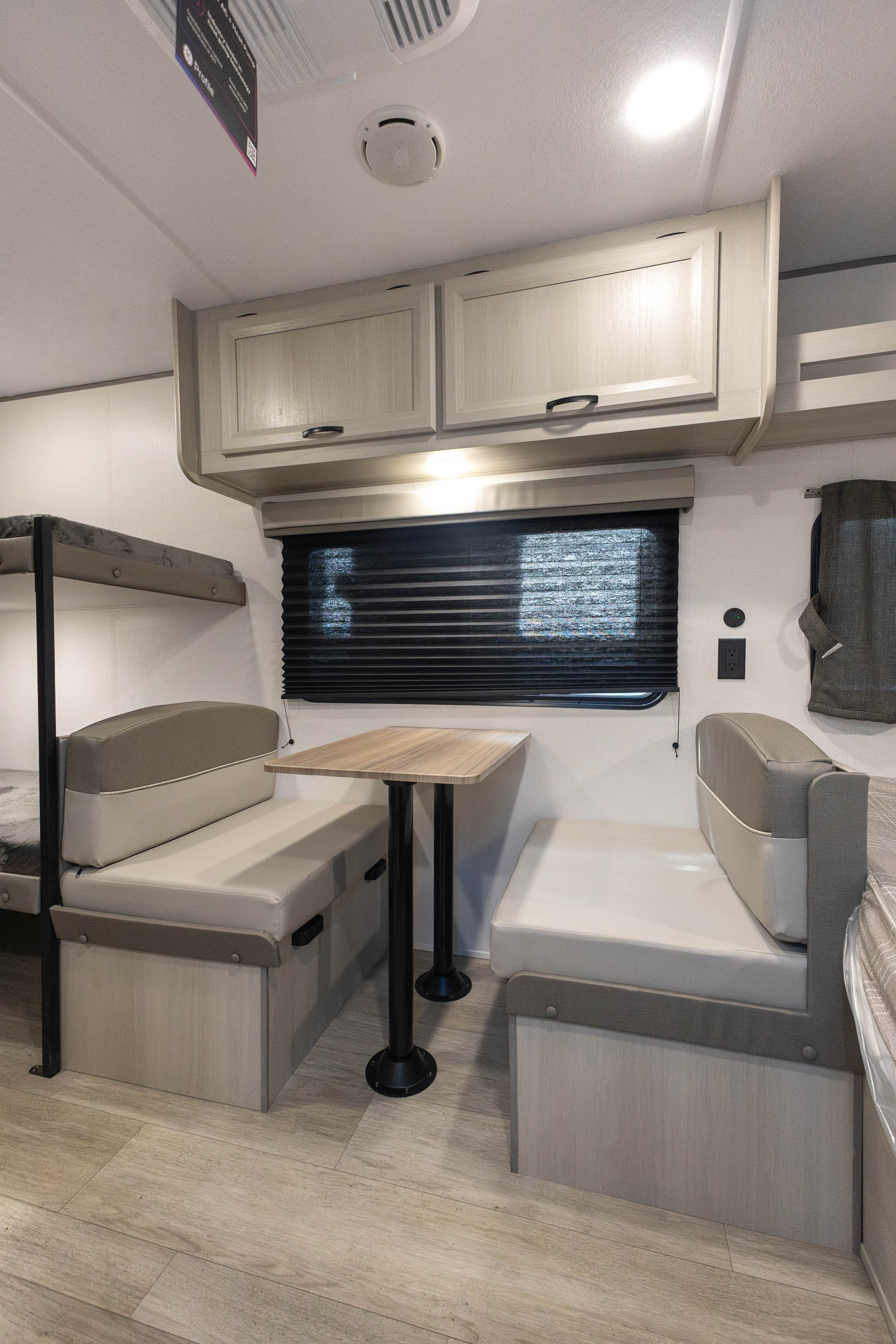 2027 Coachmen Catalina Summit Series 7 164BHX TRAVEL TRAILER