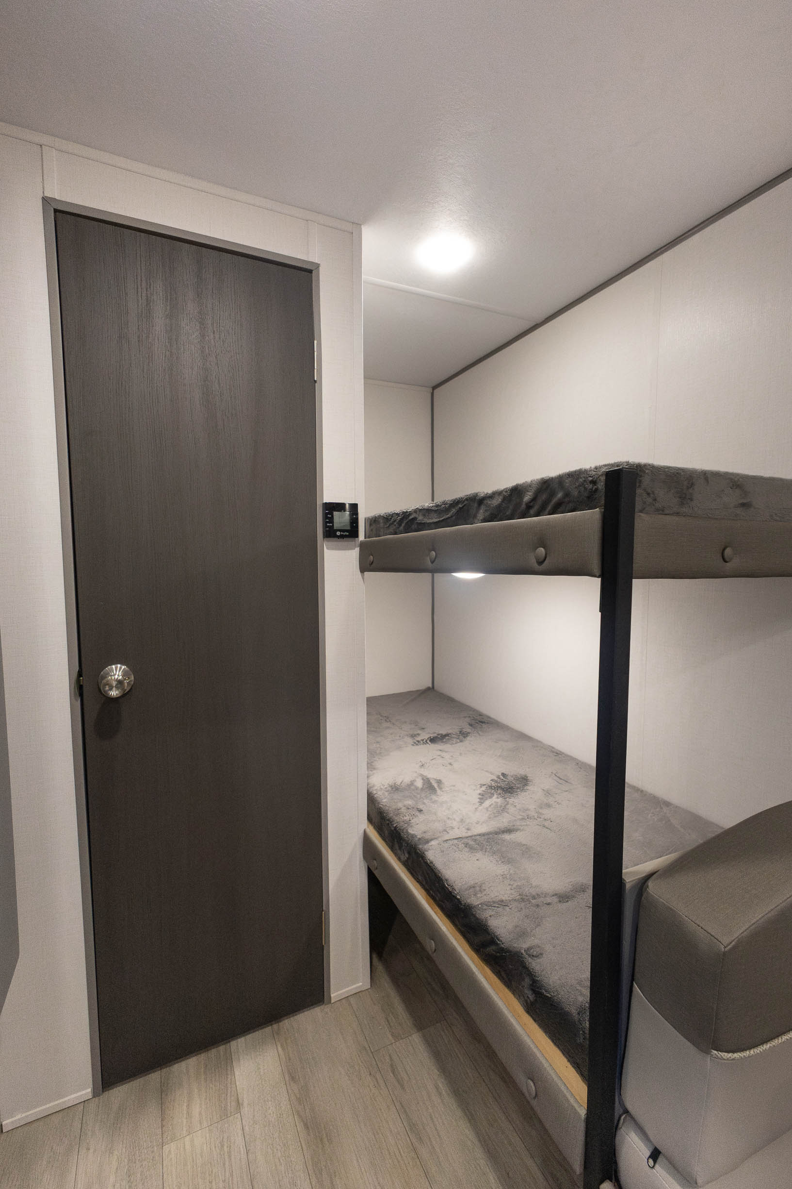 2027 Coachmen Catalina Summit Series 7 164BHX TRAVEL TRAILER