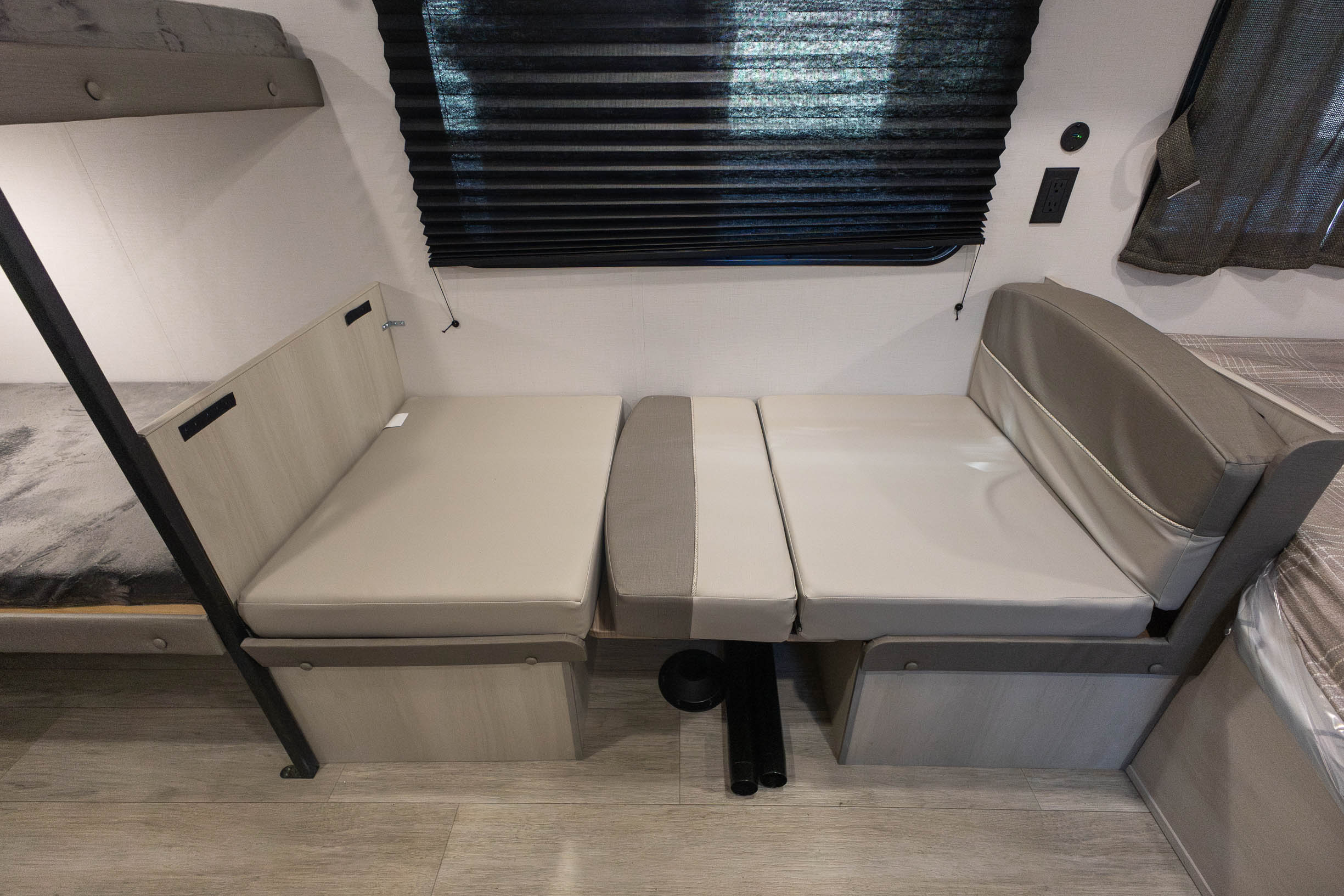 2027 Coachmen Catalina Summit Series 7 164BHX TRAVEL TRAILER