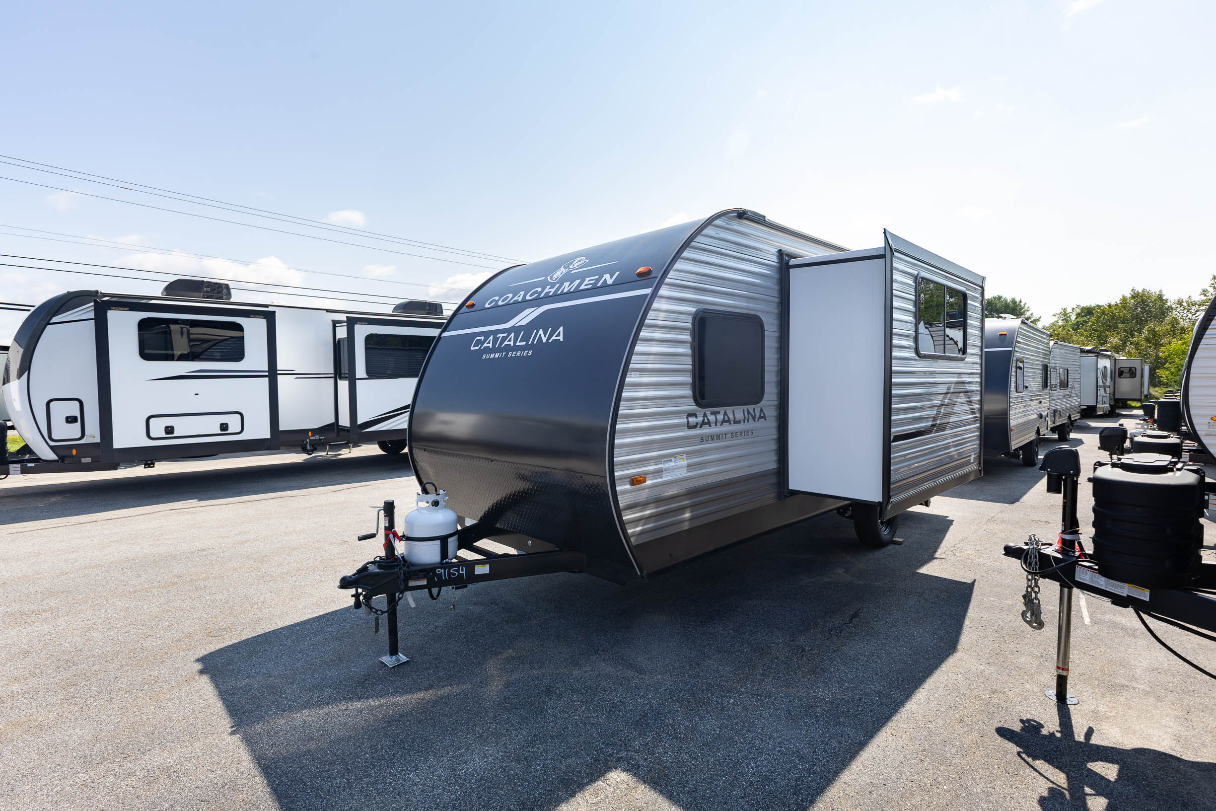 2027 Coachmen Catalina Summit Series 7 184BHSX TRAVEL TRAILER