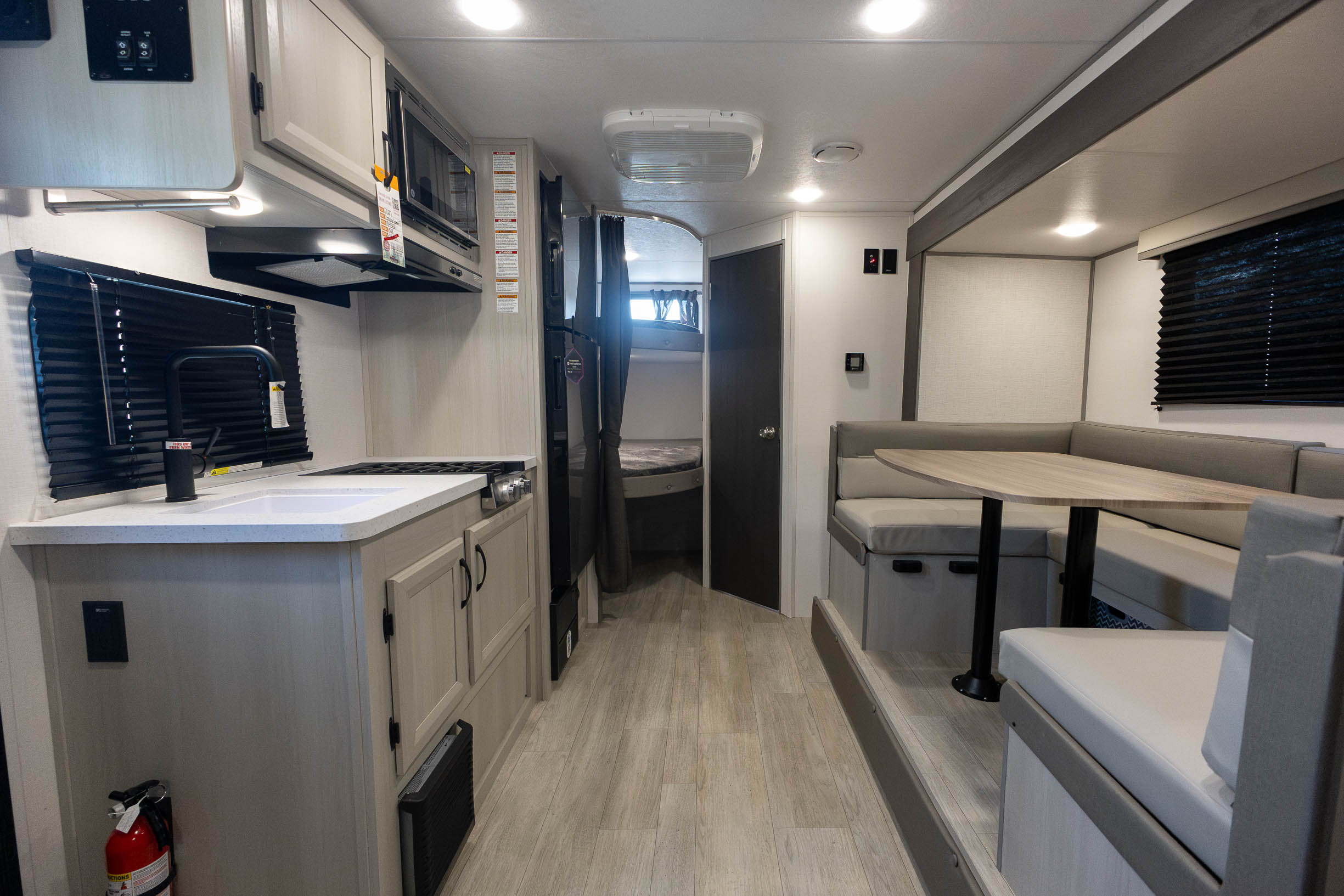 2027 Coachmen Catalina Summit Series 7 184BHSX TRAVEL TRAILER