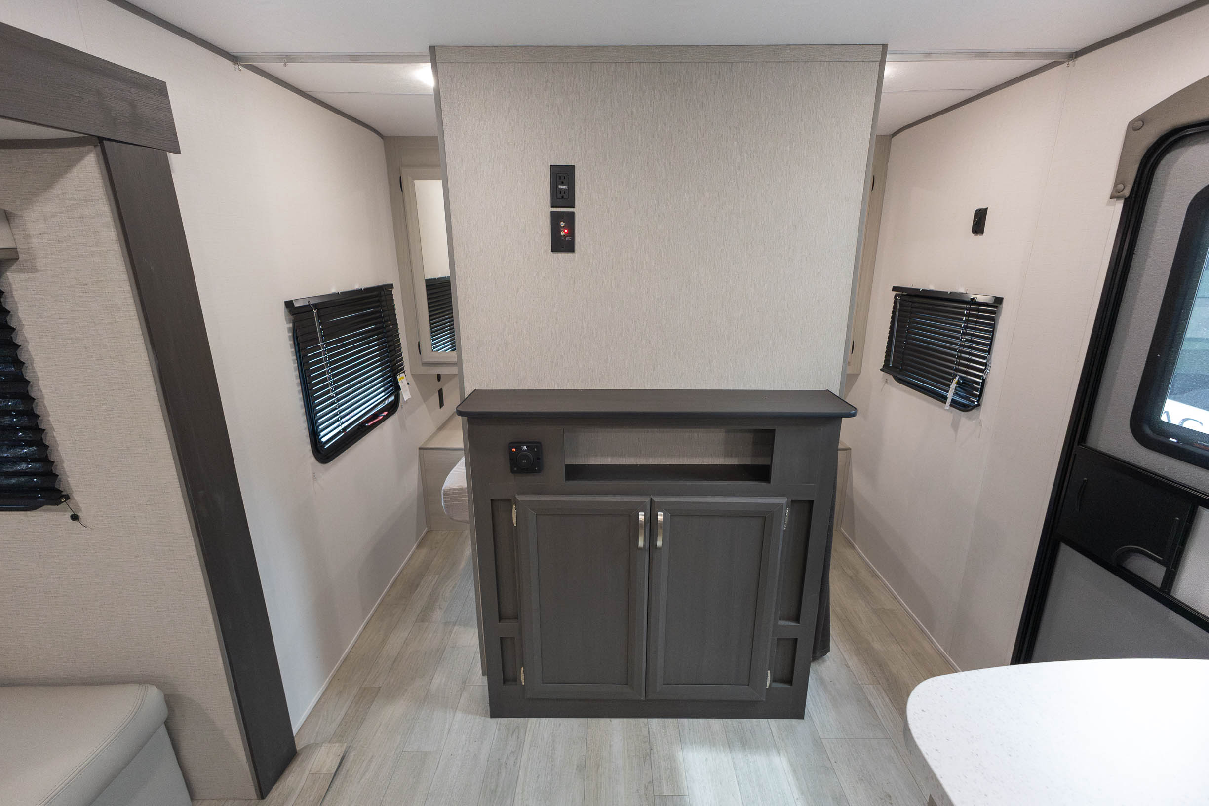 2027 Coachmen Catalina Summit Series 8 261BHS TRAVEL TRAILER