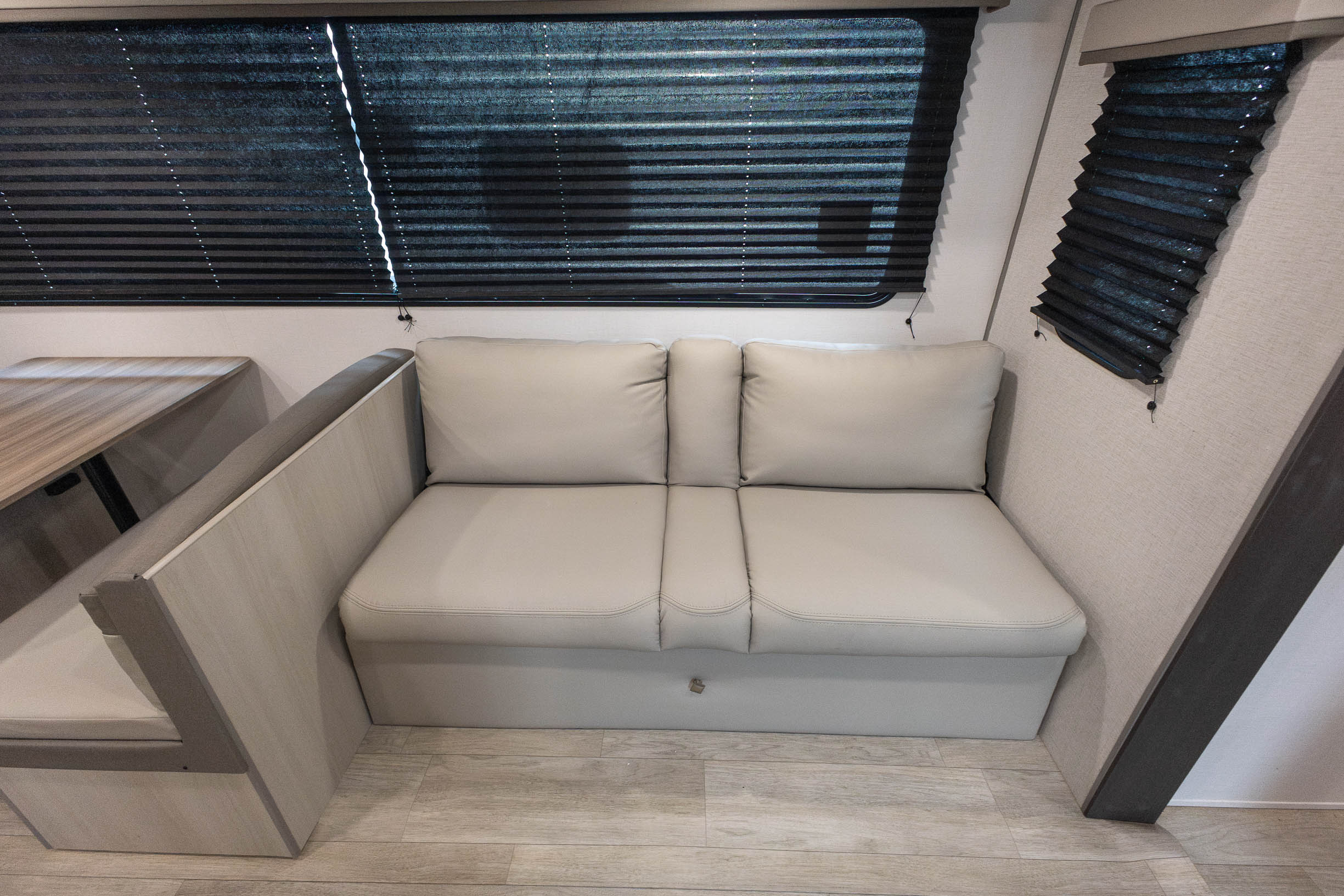 2027 Coachmen Catalina Summit Series 8 261BHS TRAVEL TRAILER
