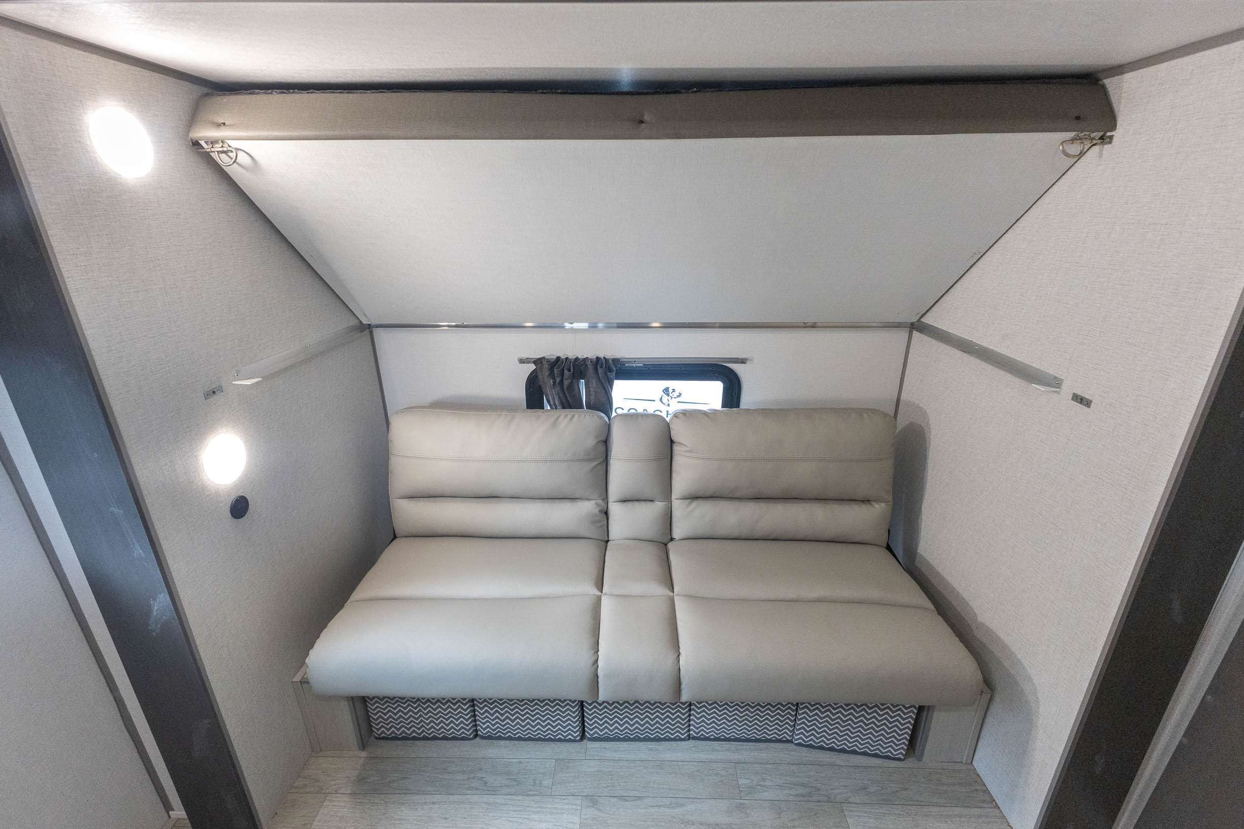 2027 Coachmen Catalina Legacy Edition 323BHDSCK TRAVEL TRAILER
