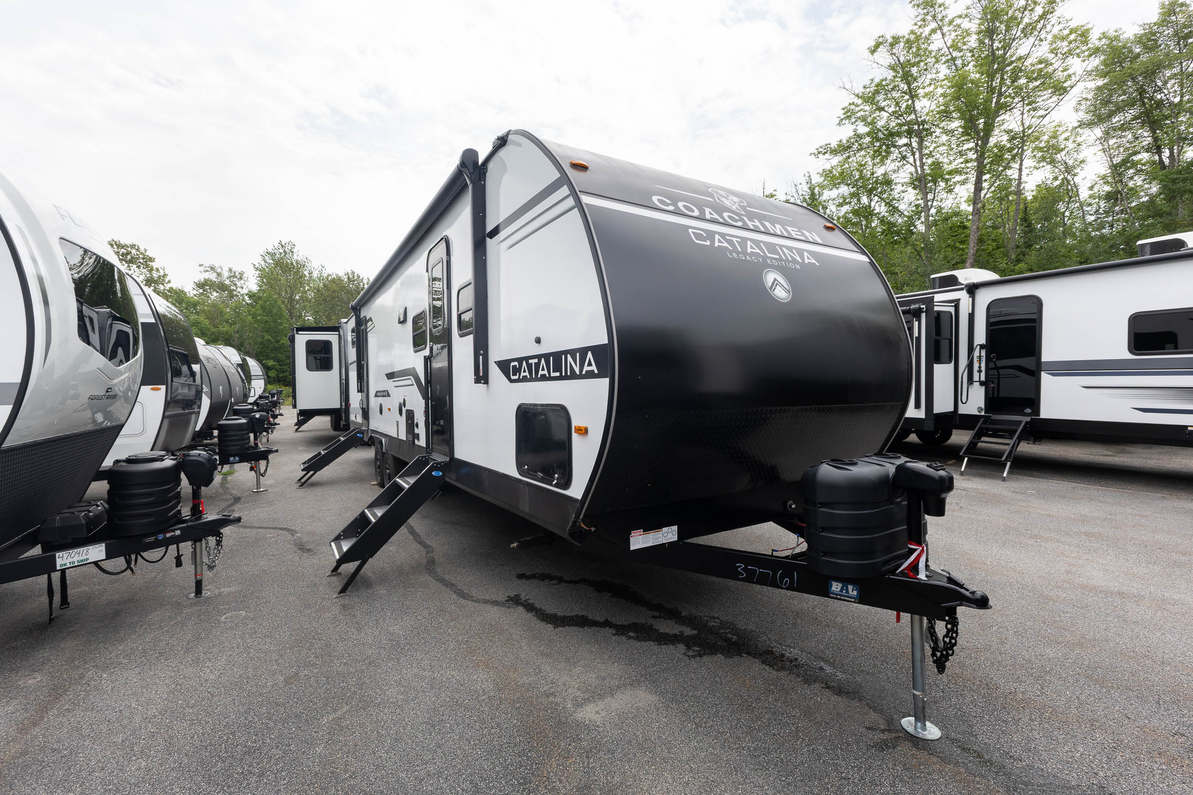 2027 Coachmen Catalina Legacy Edition 323BHDSCK TRAVEL TRAILER
