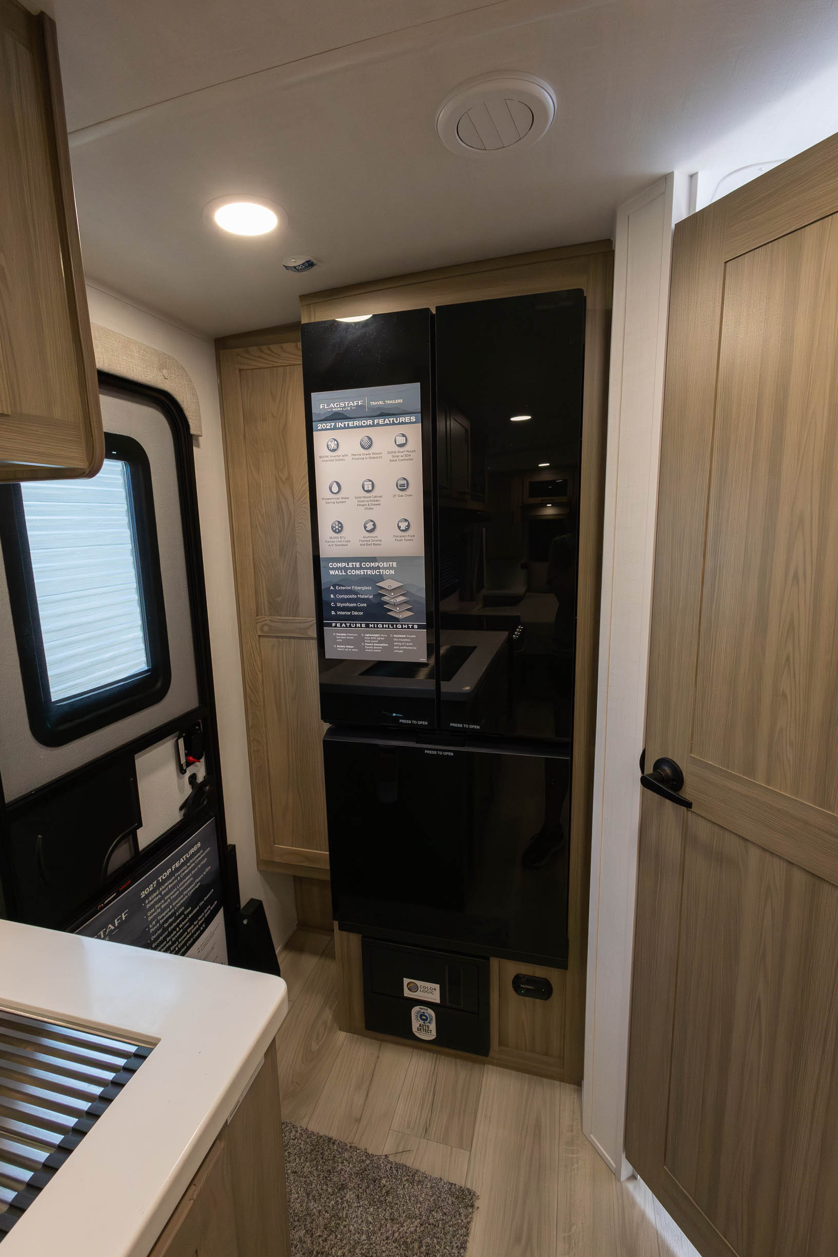 2027 Forest River Flagstaff Micro Lite 22FBS TRAVEL TRAILER