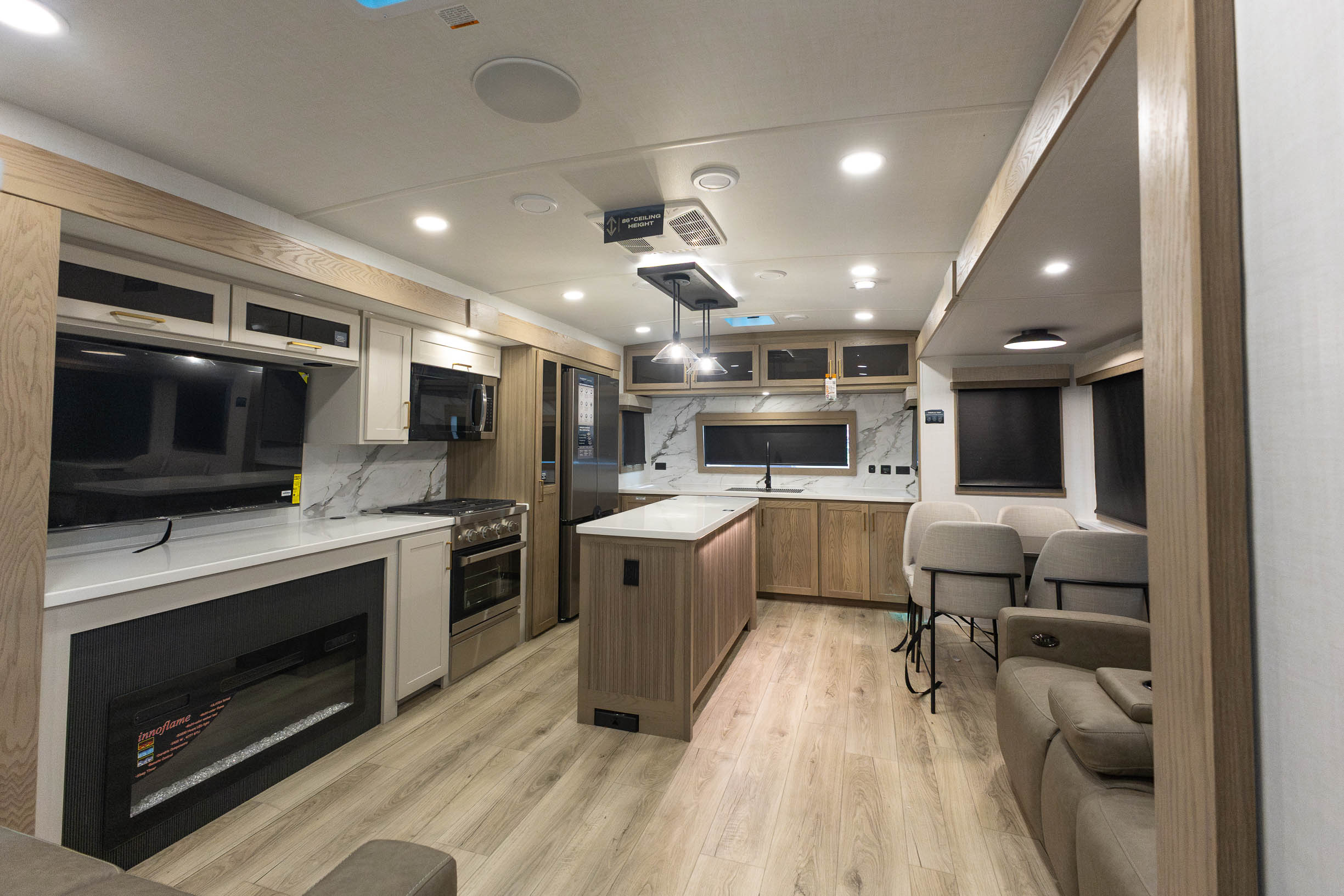 2027 Forest River Flagstaff Classic 839FK TRAVEL TRAILER