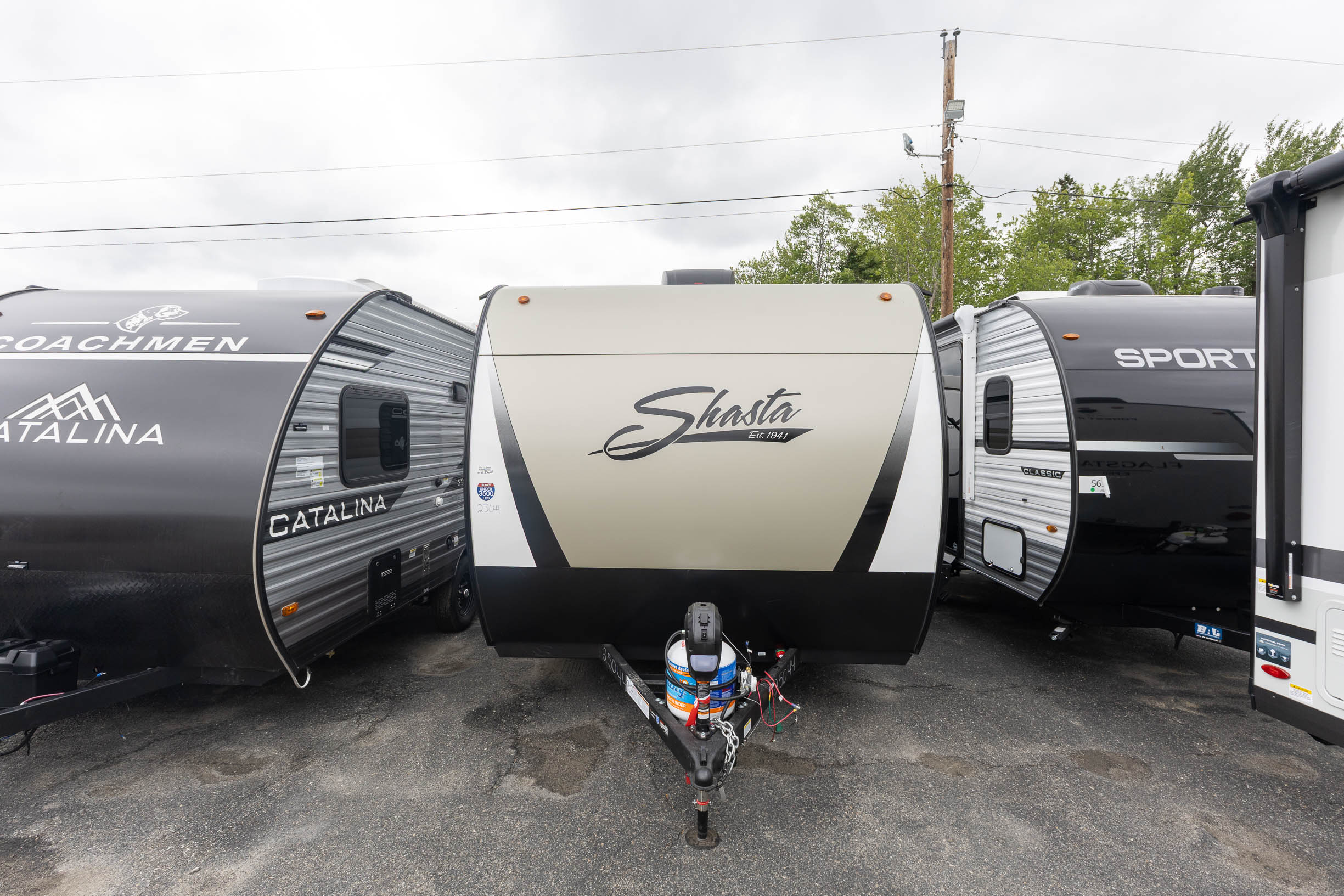2027 Coachmen Shasta Compact 16BH TRAVEL TRAILER