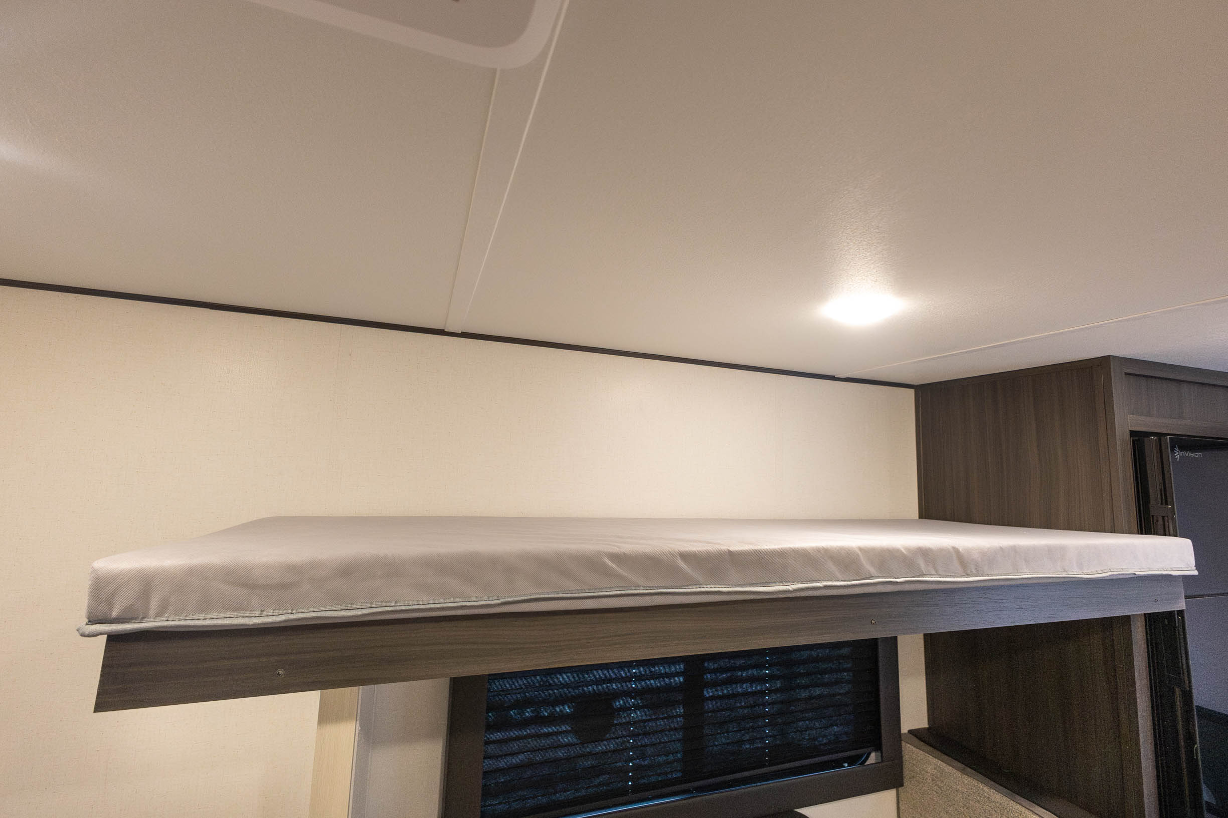 2027 Coachmen Shasta Compact 16BH TRAVEL TRAILER