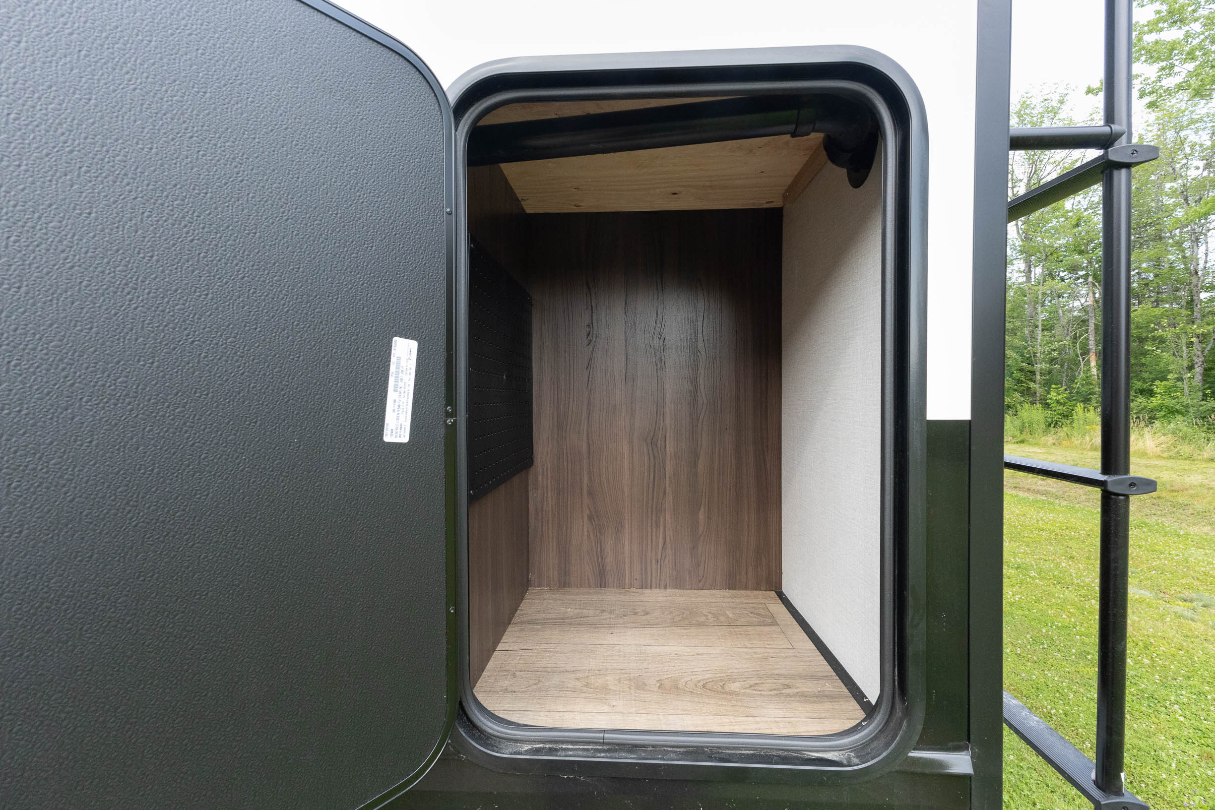 2027 Forest River Cedar Creek 390RKB FIFTH WHEEL