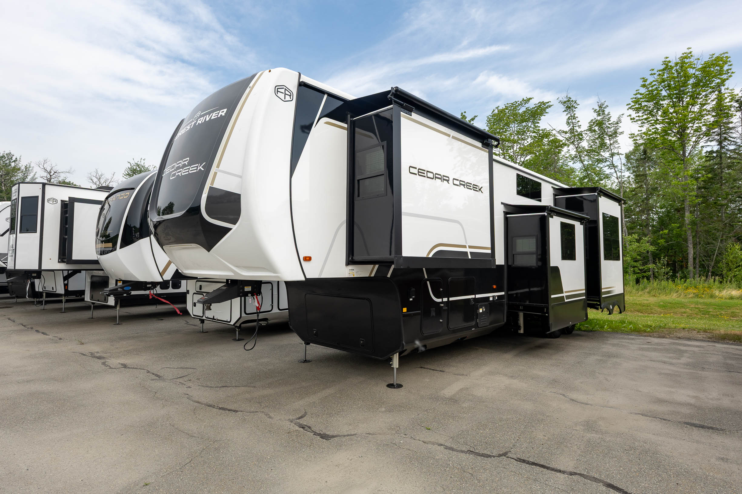 2027 Forest River Cedar Creek 390RKB FIFTH WHEEL
