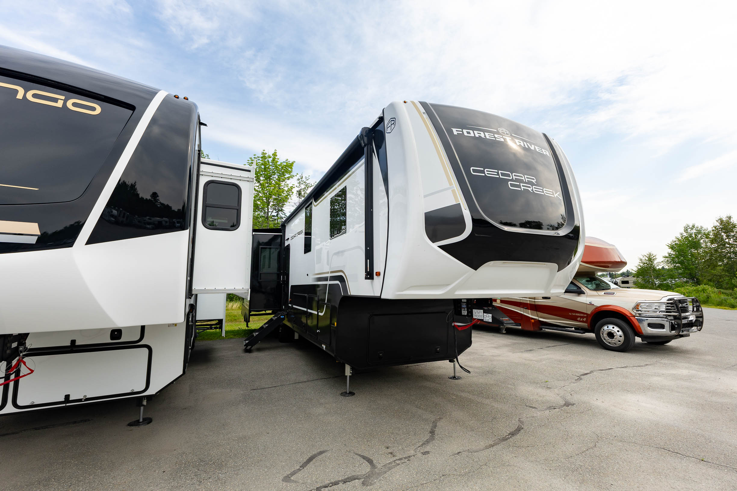 2027 Forest River Cedar Creek 390RKB FIFTH WHEEL