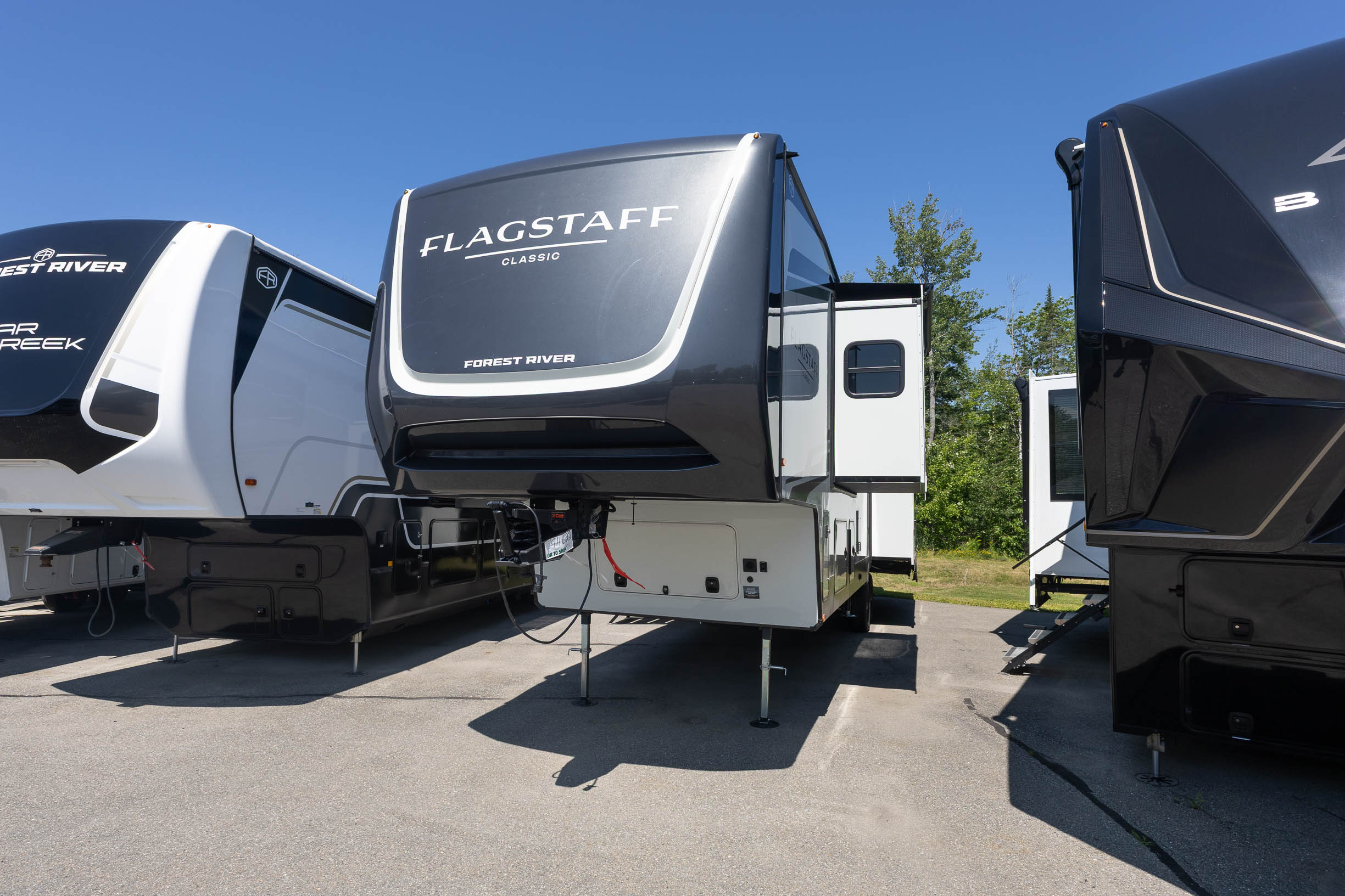 2027 Forest River Flagstaff Classic 401CFB FIFTH WHEEL