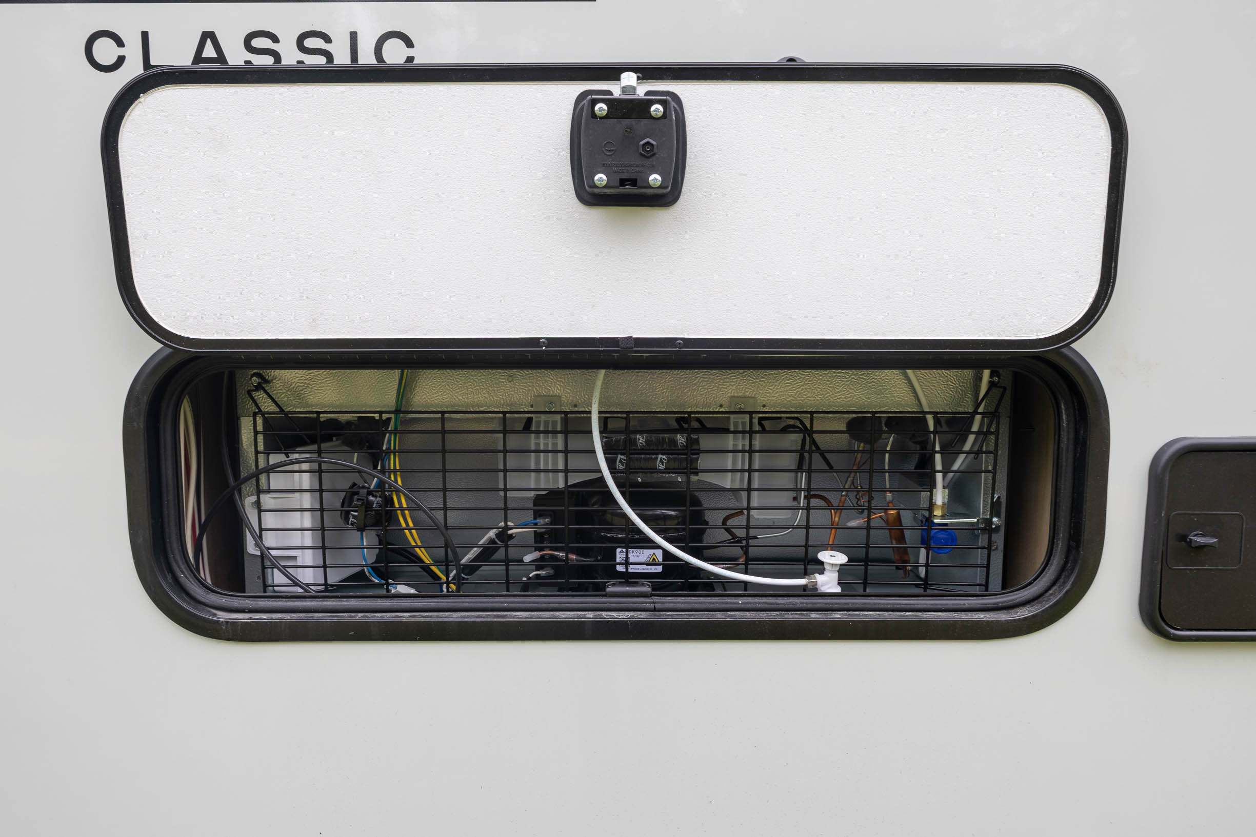2027 Forest River Flagstaff Classic 404CRK FIFTH WHEEL