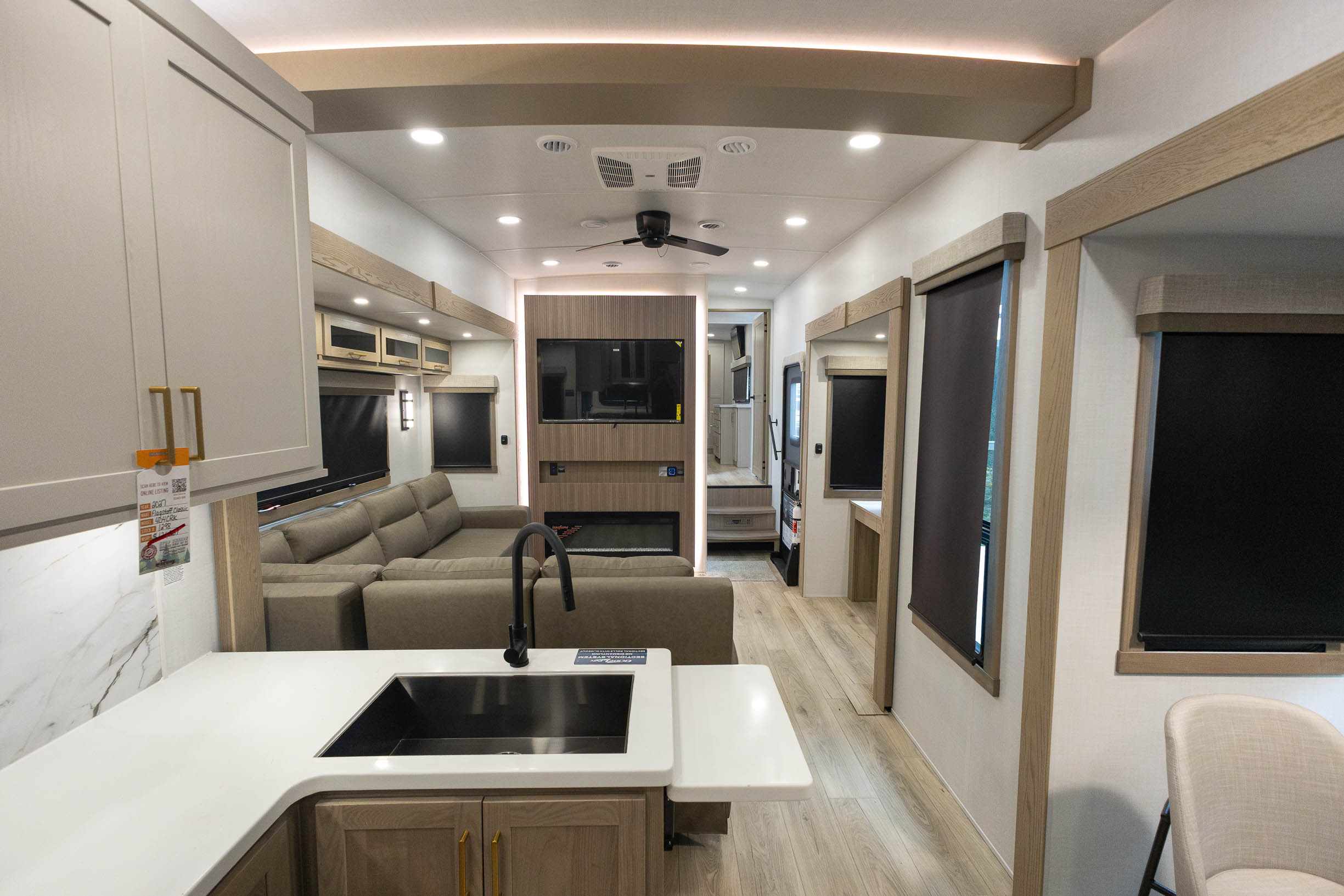 2027 Forest River Flagstaff Classic 404CRK FIFTH WHEEL