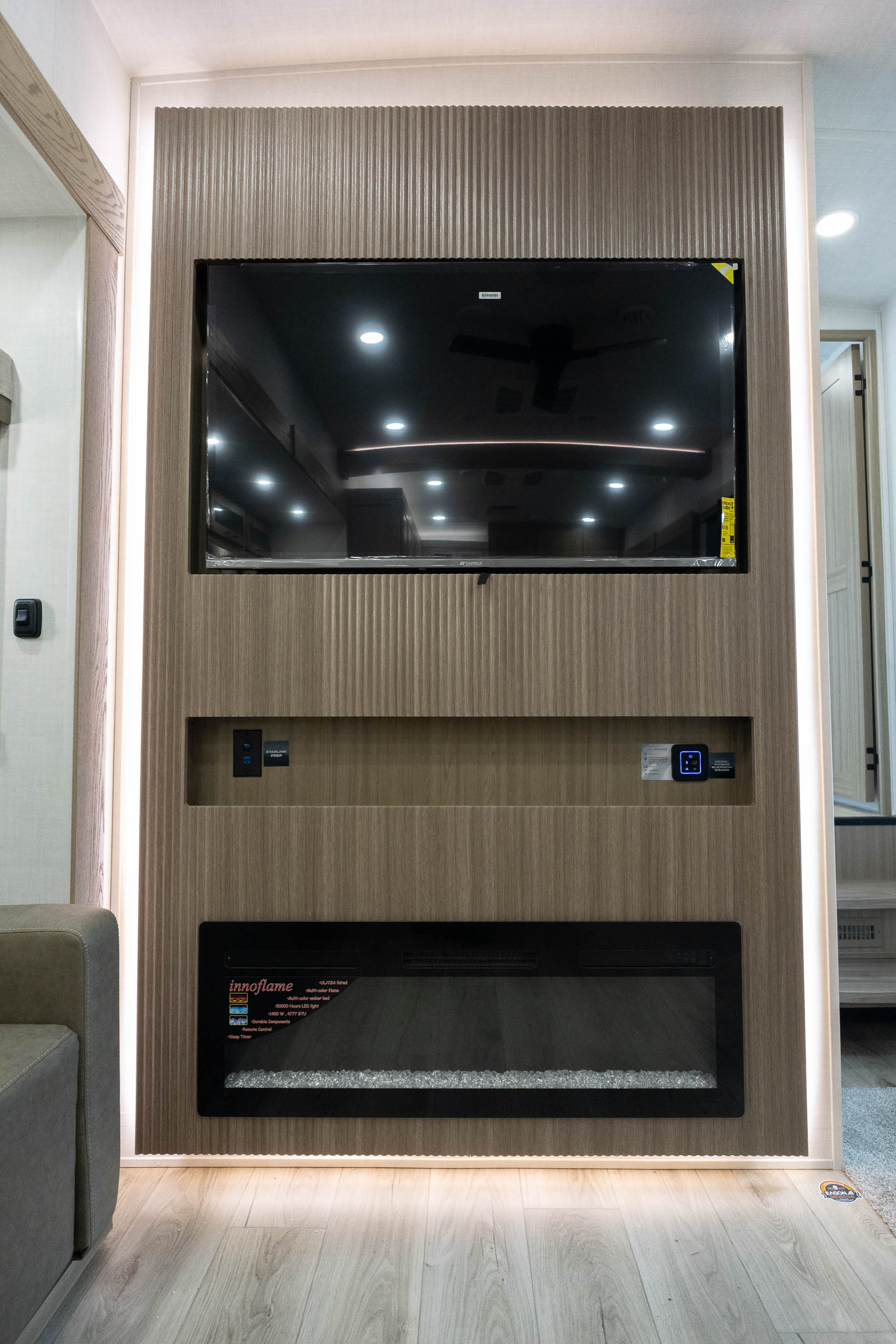 2027 Forest River Flagstaff Classic 404CRK FIFTH WHEEL