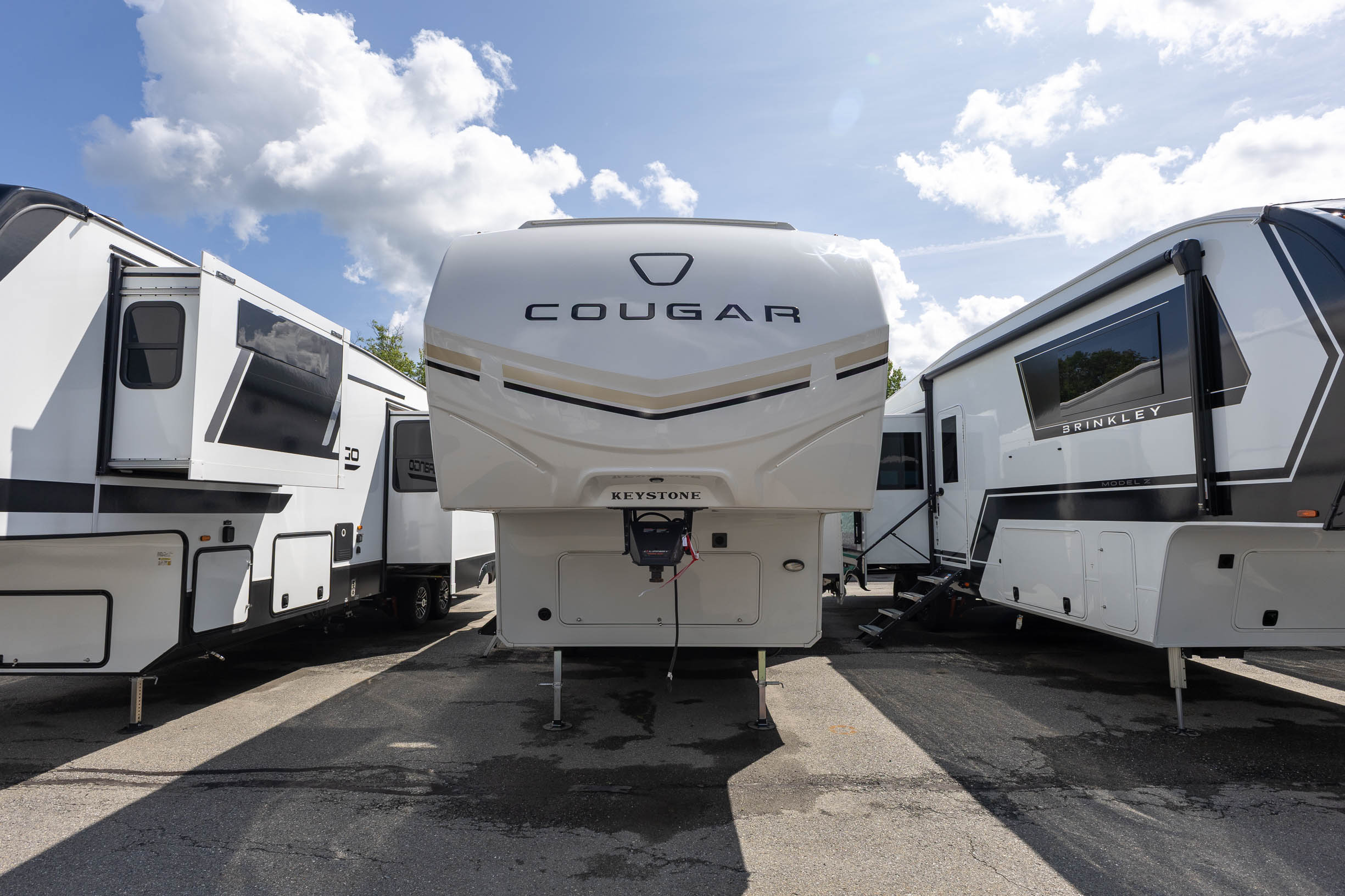 2027 Keystone RV Cougar Sport 2100ML FIFTH WHEEL