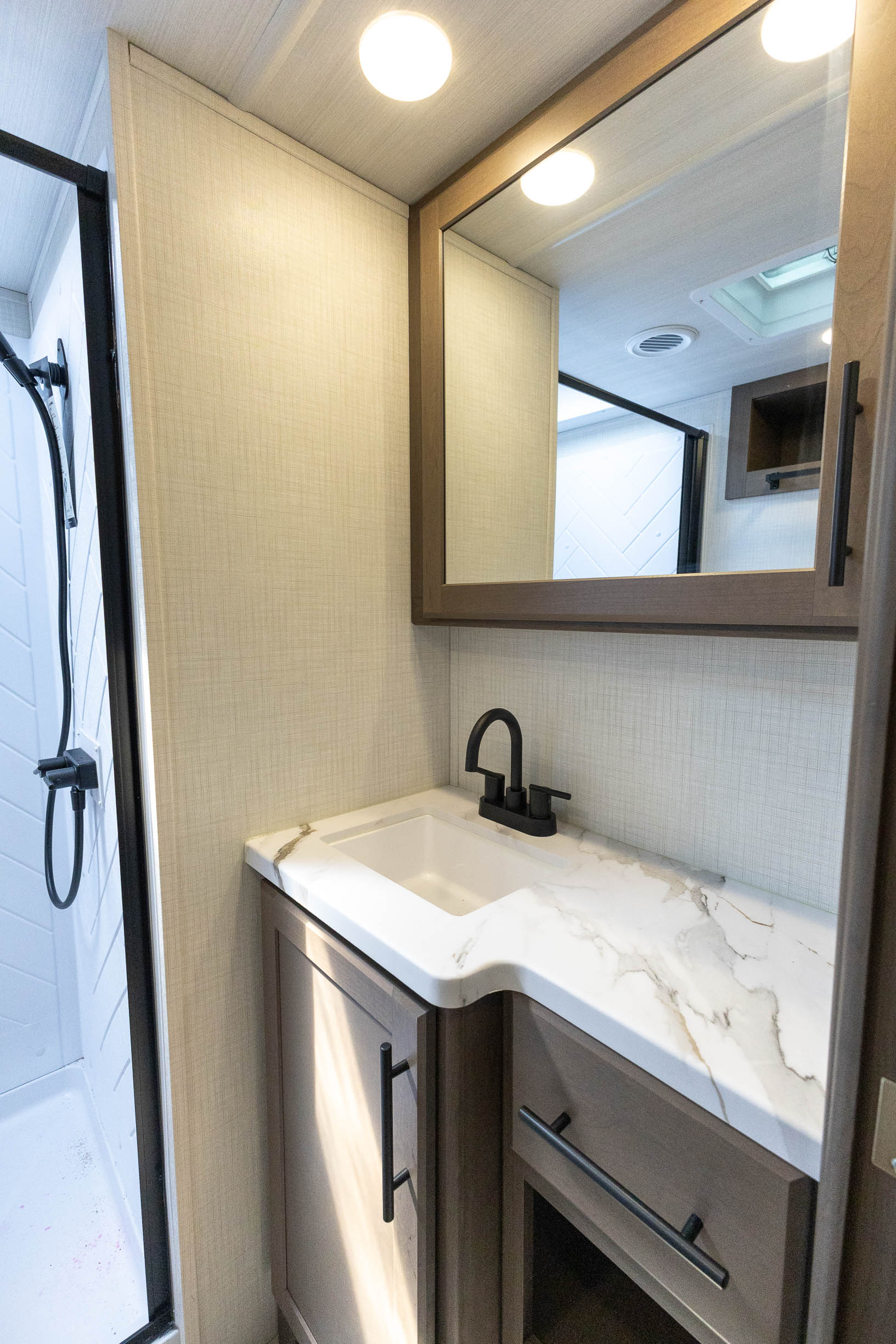 2027 Keystone RV Cougar Sport 2100ML FIFTH WHEEL
