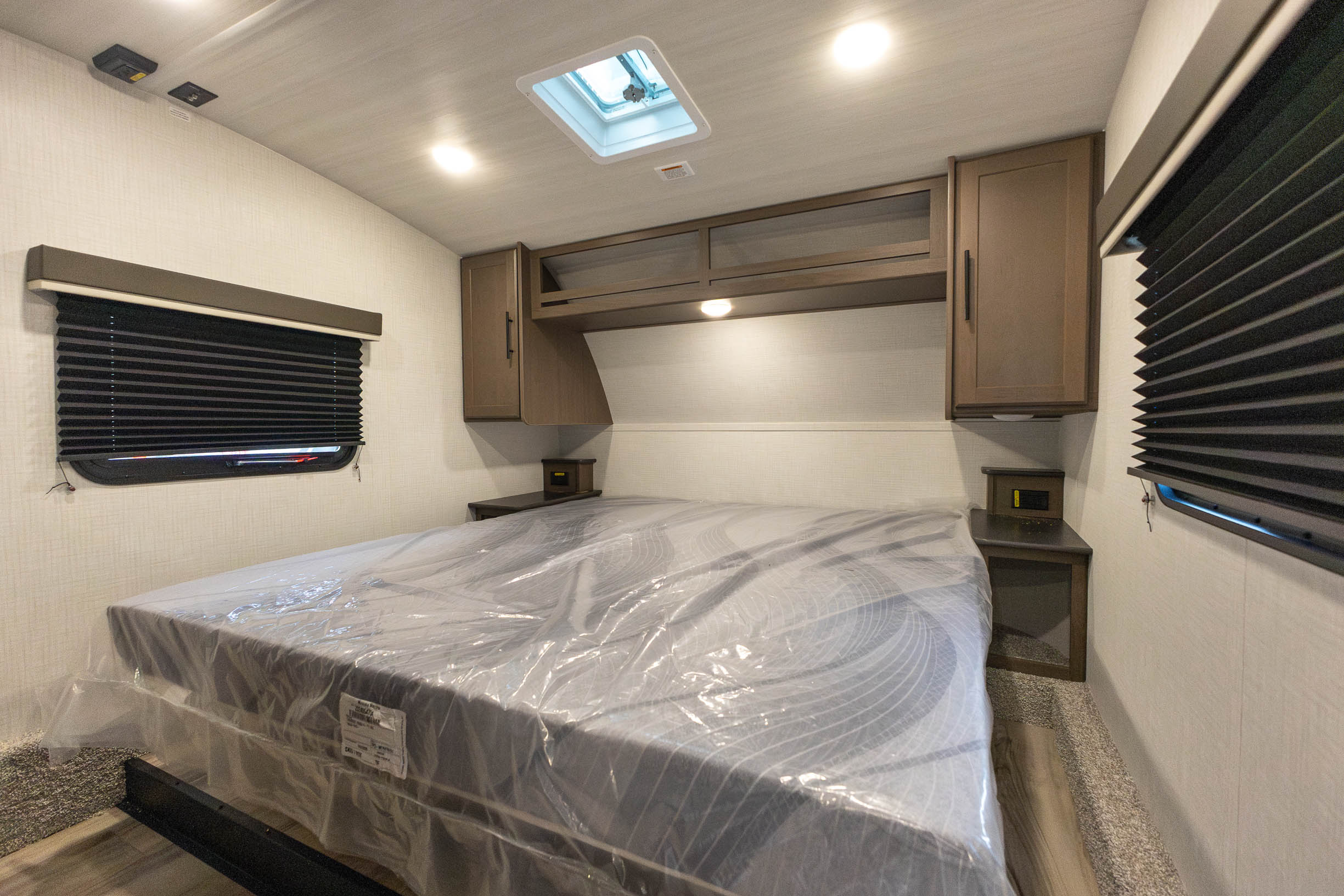 2027 Keystone RV Cougar Sport 2100ML FIFTH WHEEL