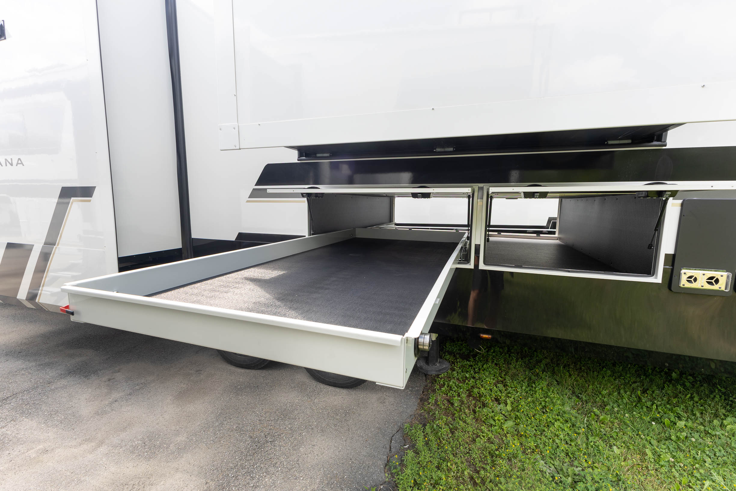 2027 Keystone RV Montana 3800FL FIFTH WHEEL