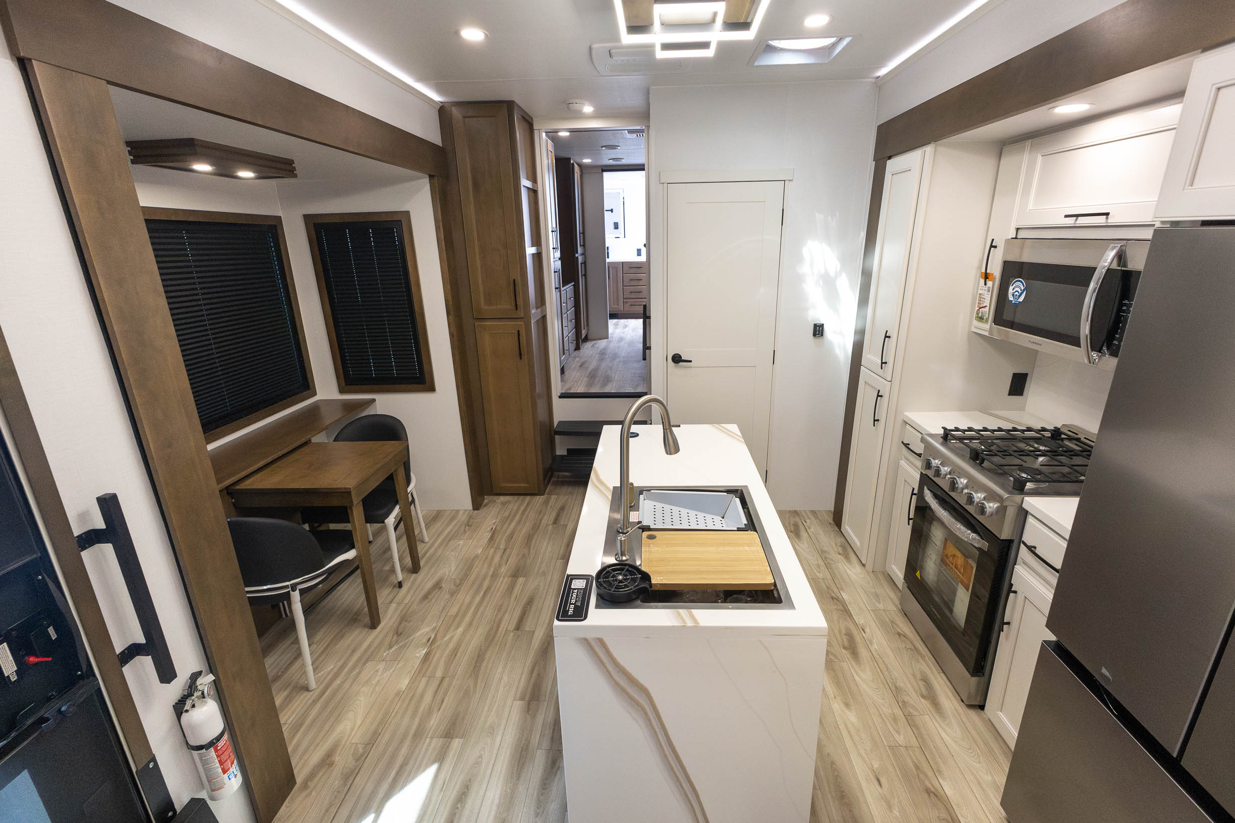2027 Keystone RV Montana 3800FL FIFTH WHEEL