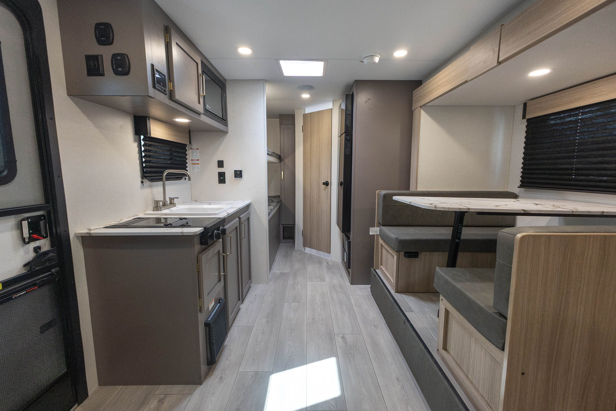 2027 KZ RV Sportsmen Classic 191BHK TRAVEL TRAILER