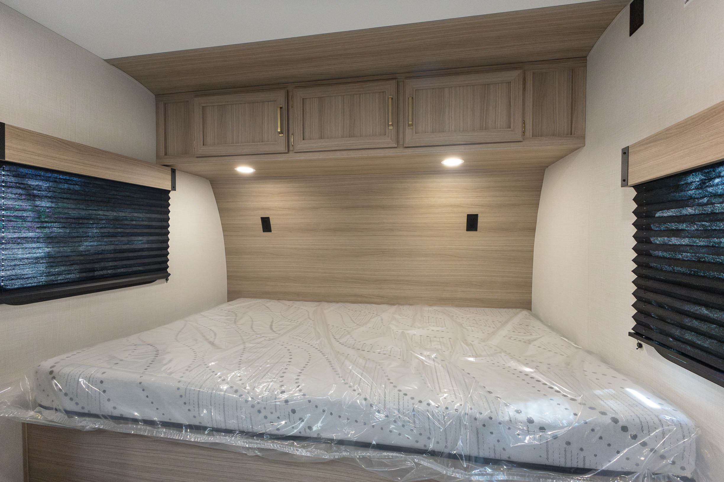 2027 KZ RV Sportsmen Classic 191BHK TRAVEL TRAILER