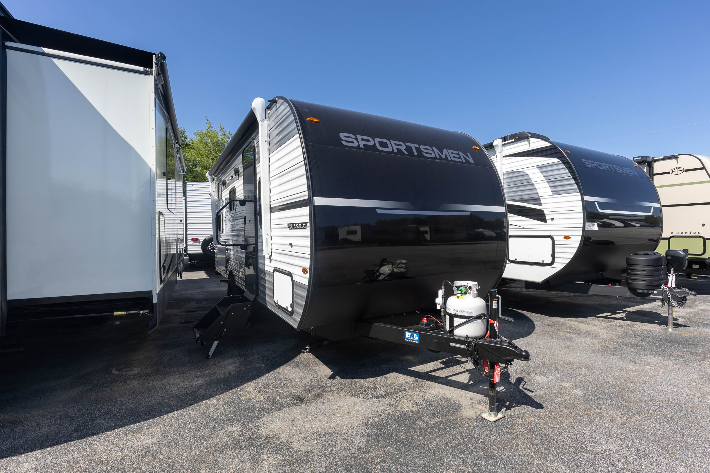 2027 KZ RV Sportsmen Classic 191BHK TRAVEL TRAILER