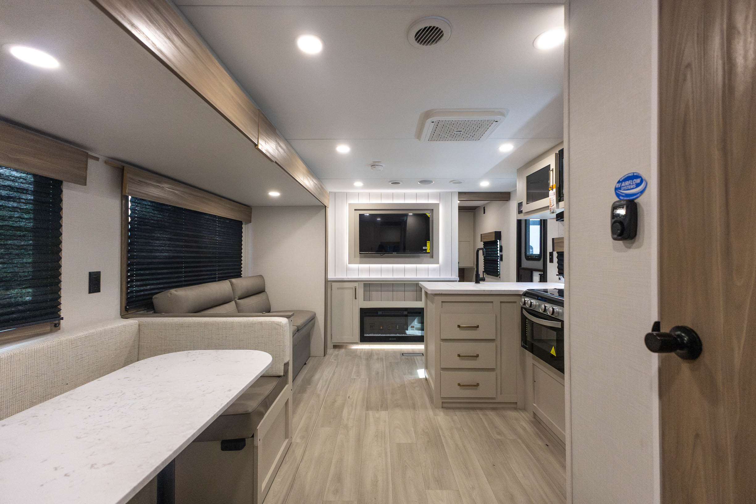 2027 KZ RV Sportsmen 301DB TRAVEL TRAILER