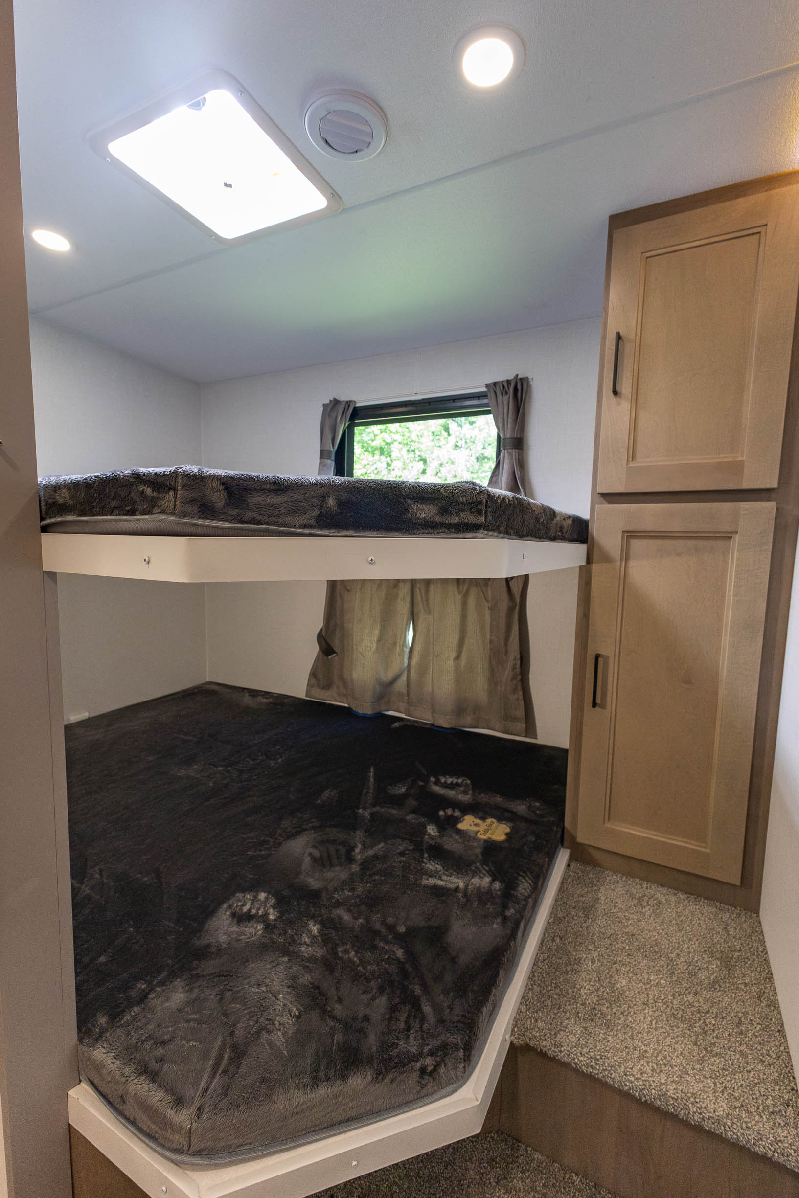 2027 KZ RV Durango HT 286BHD FIFTH WHEEL