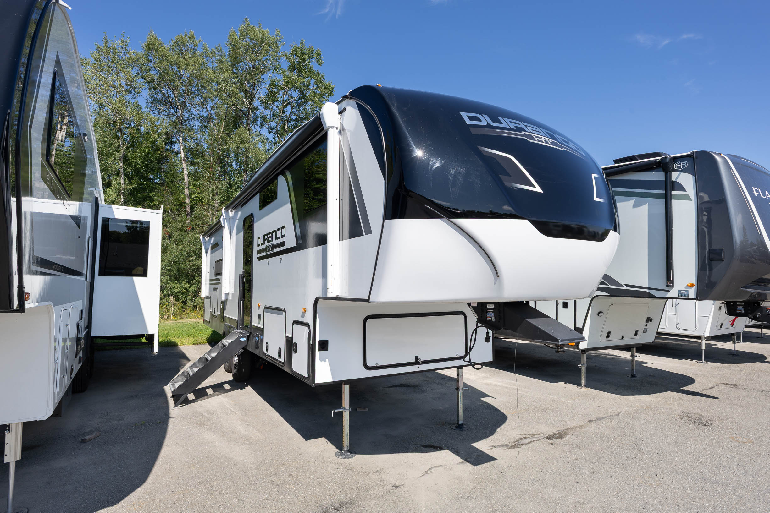 2027 KZ RV Durango HT 286BHD FIFTH WHEEL