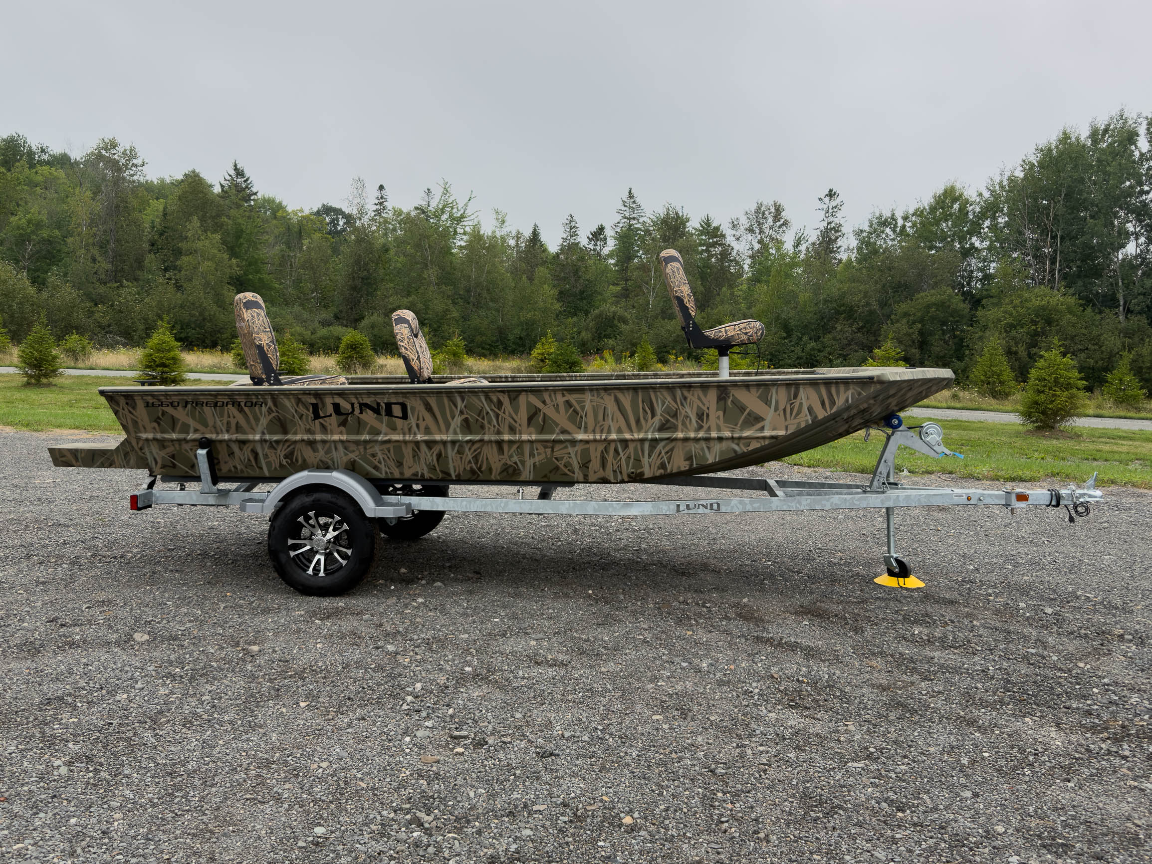 2027 Lund 1660 Predator FISHING BOAT