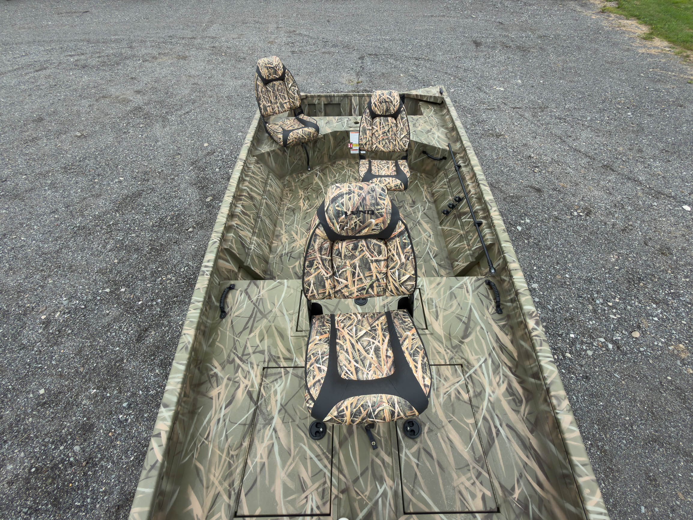 2027 Lund 1660 Predator FISHING BOAT