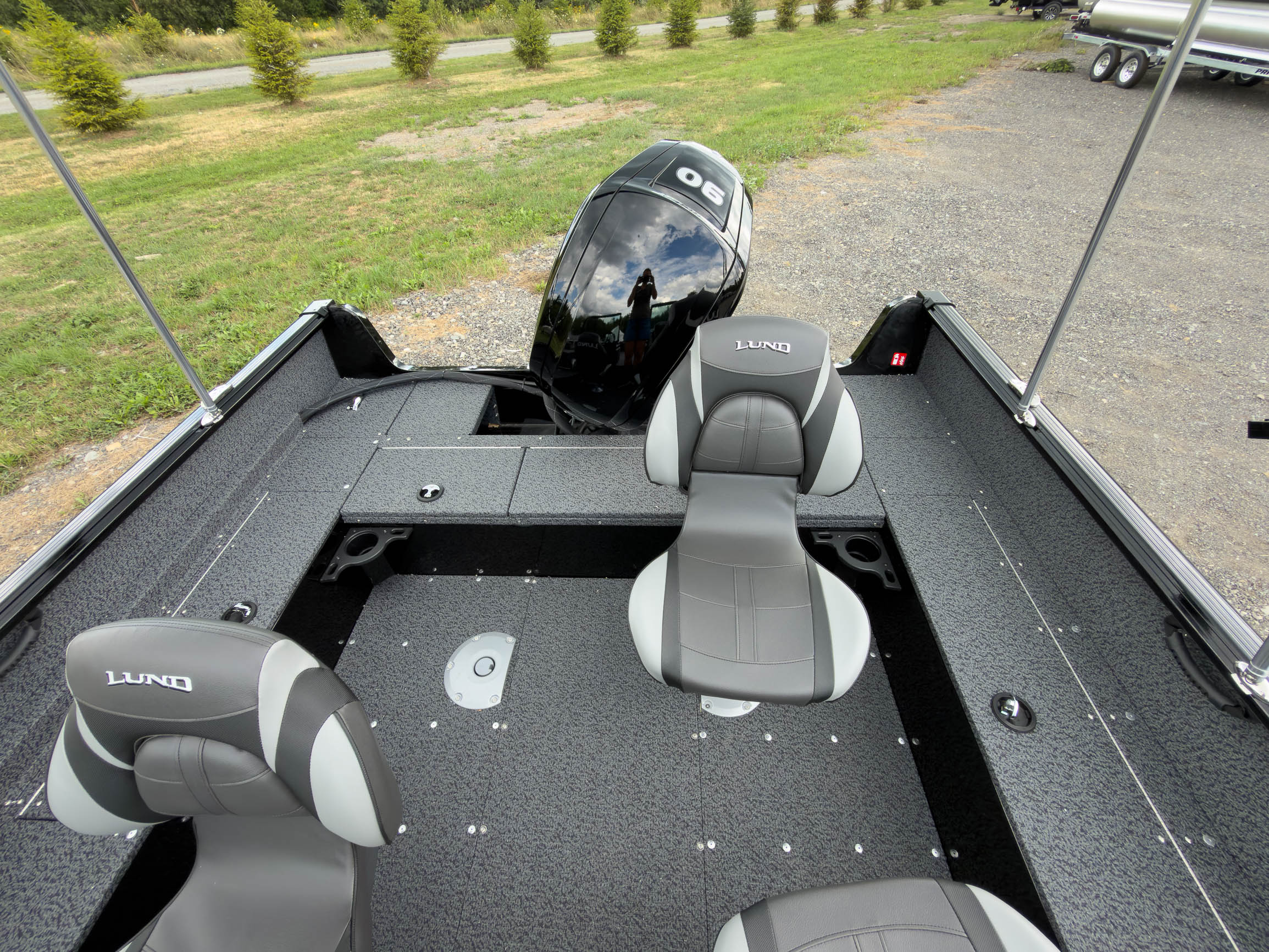 2027 Lund 1700 Explorer FISHING BOAT