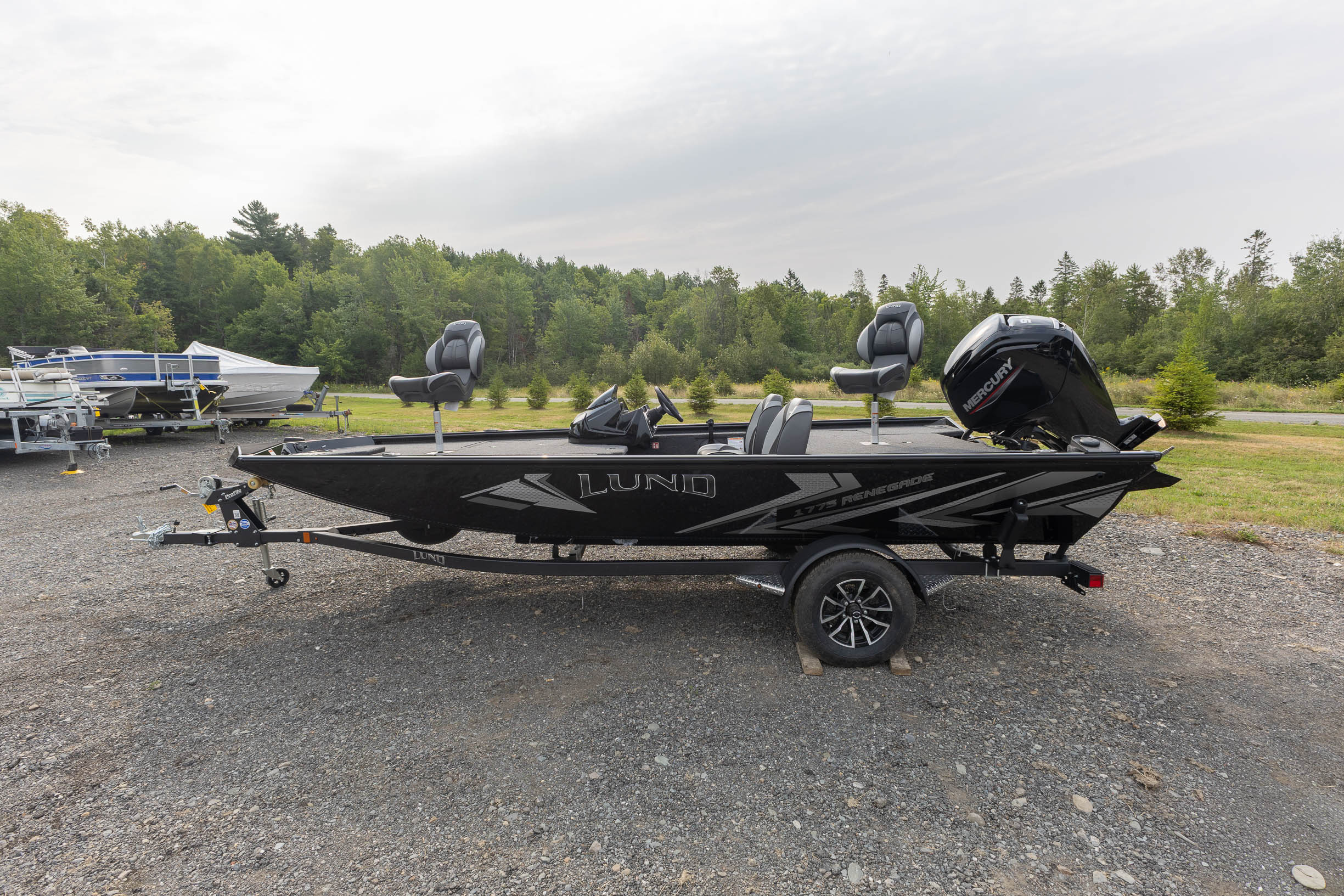 2027 Lund 1775 Renegade FISHING BOAT