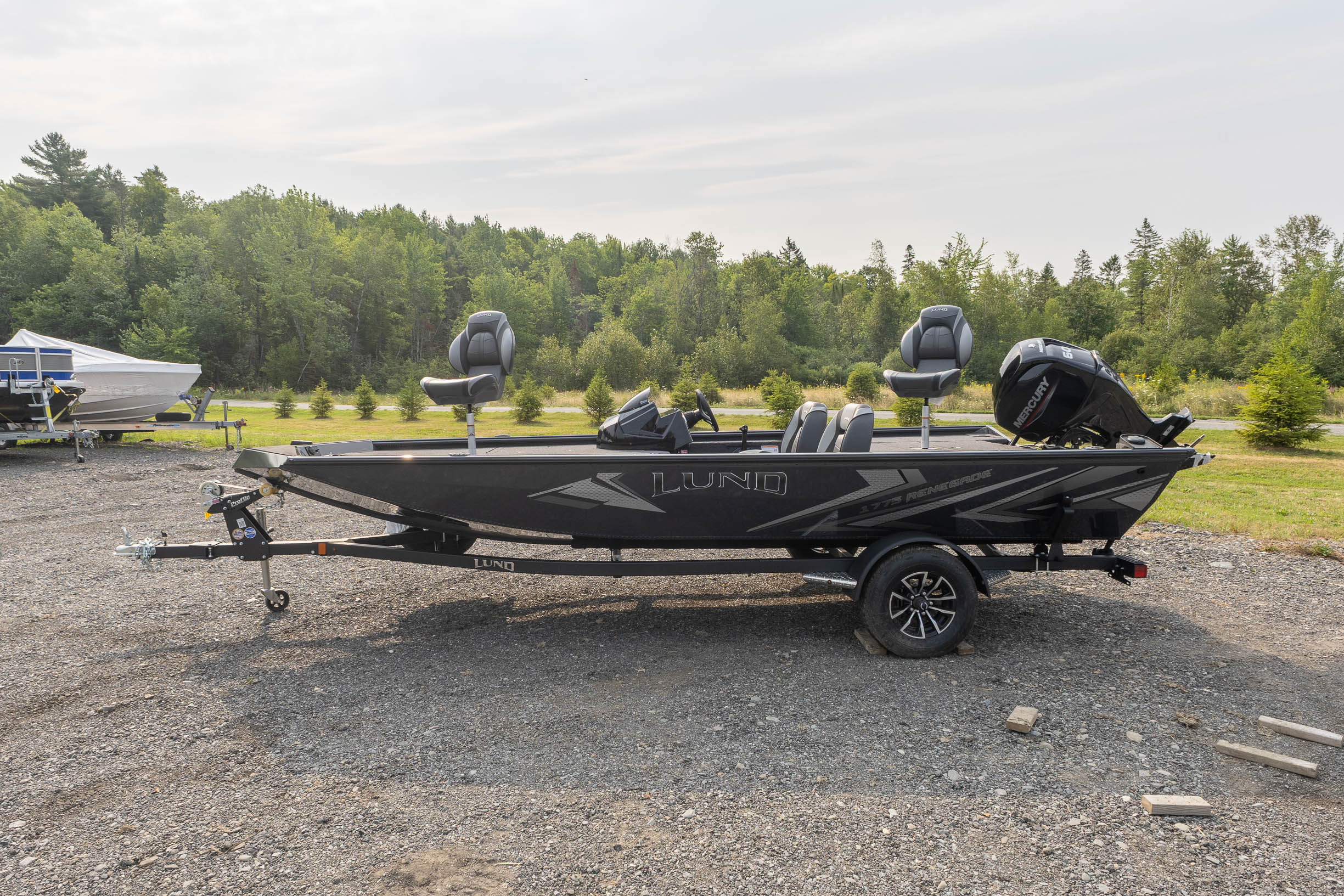 2027 Lund 1775 Renegade FISHING BOAT