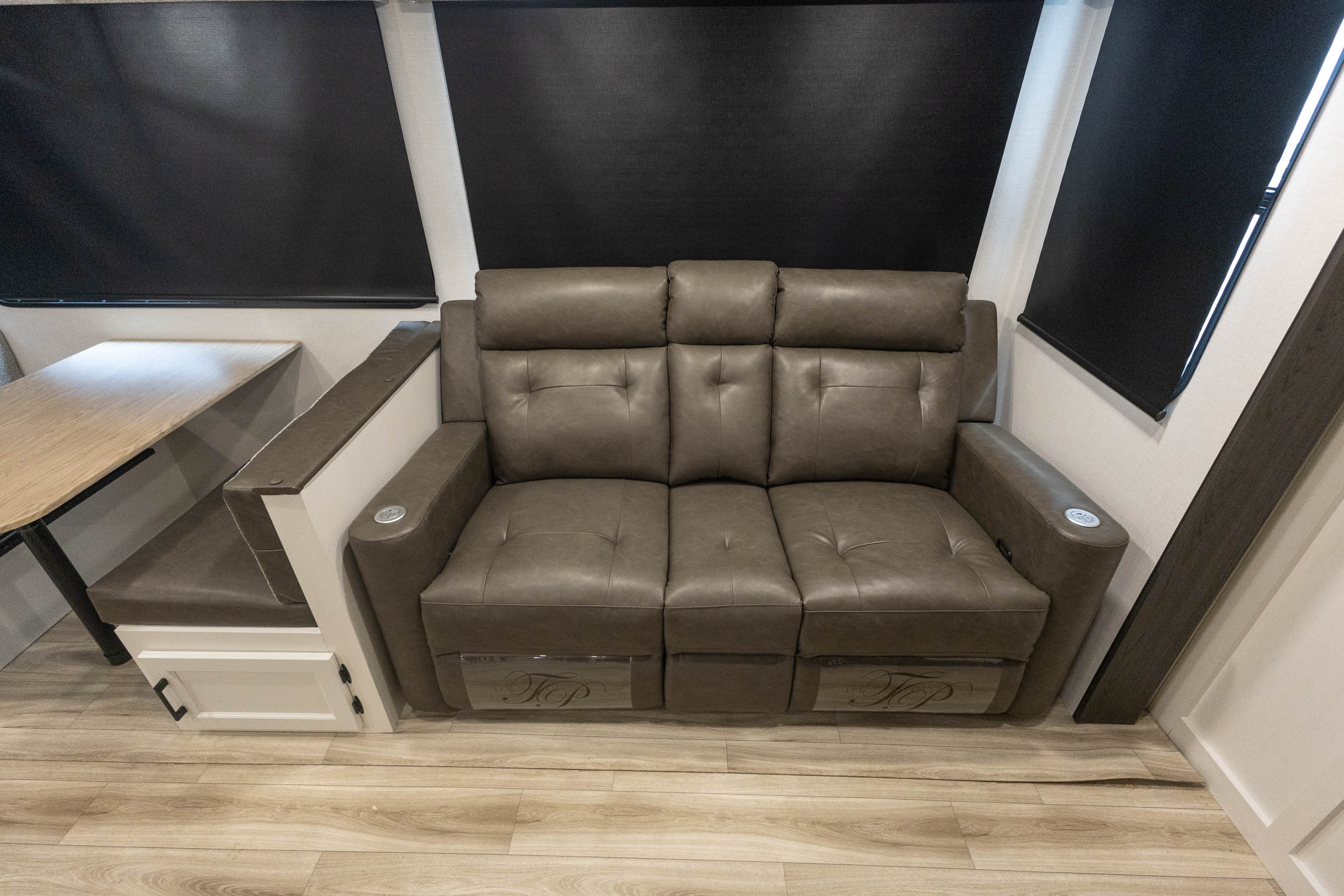2027 Venture RV SportTrek ST327VIK TRAVEL TRAILER
