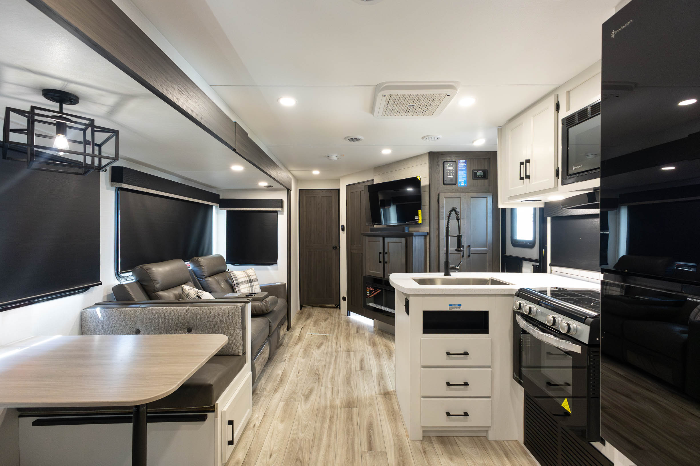 2027 Venture RV SportTrek Touring Edition STT343VBH TRAVEL TRAILER