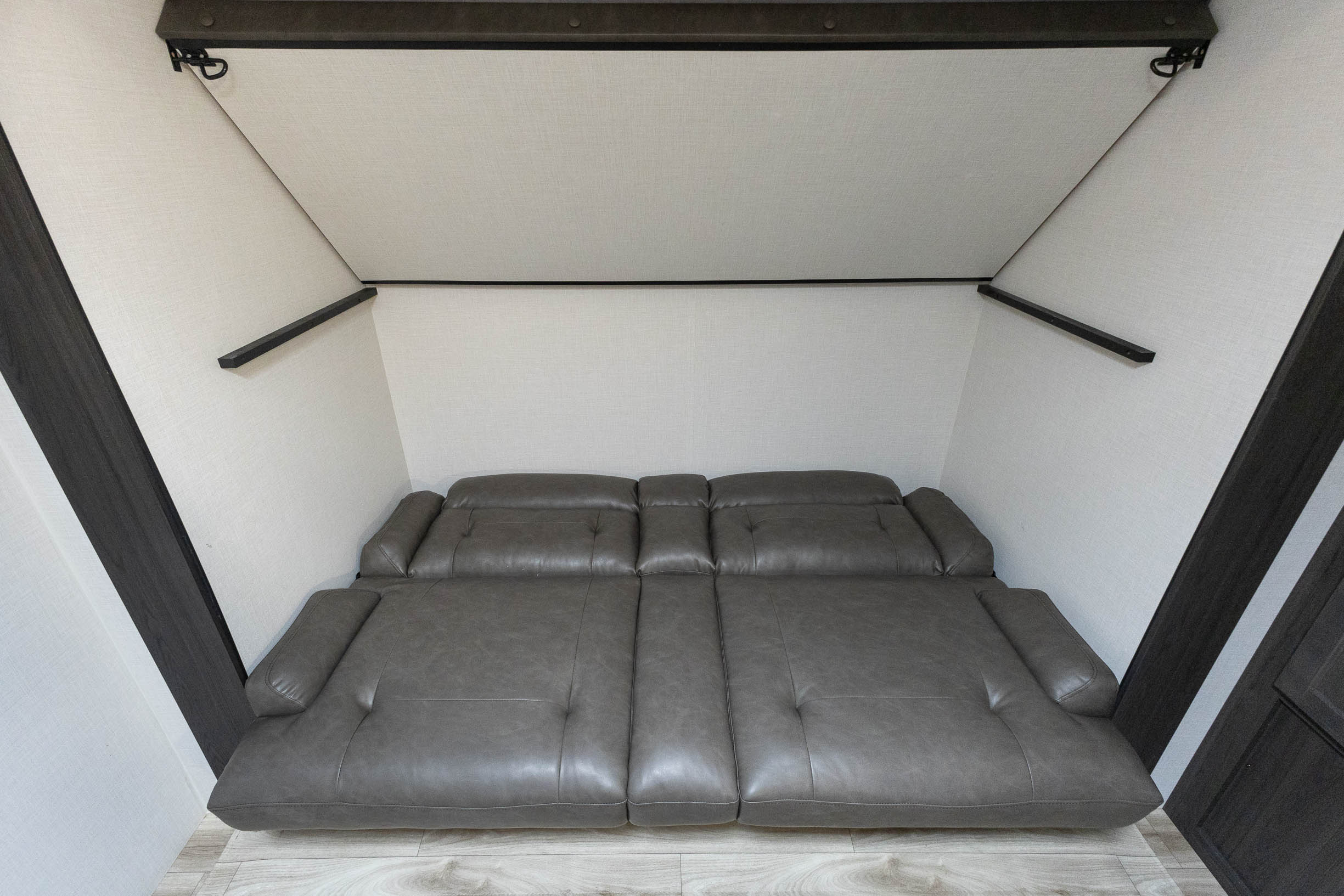 2027 Venture RV SportTrek Touring Edition STT343VBH TRAVEL TRAILER